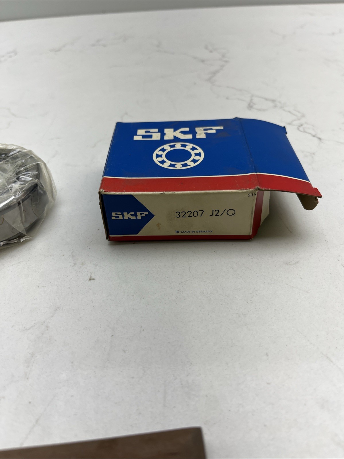 32207 J2/Q SKF Tapered Roller Bearing