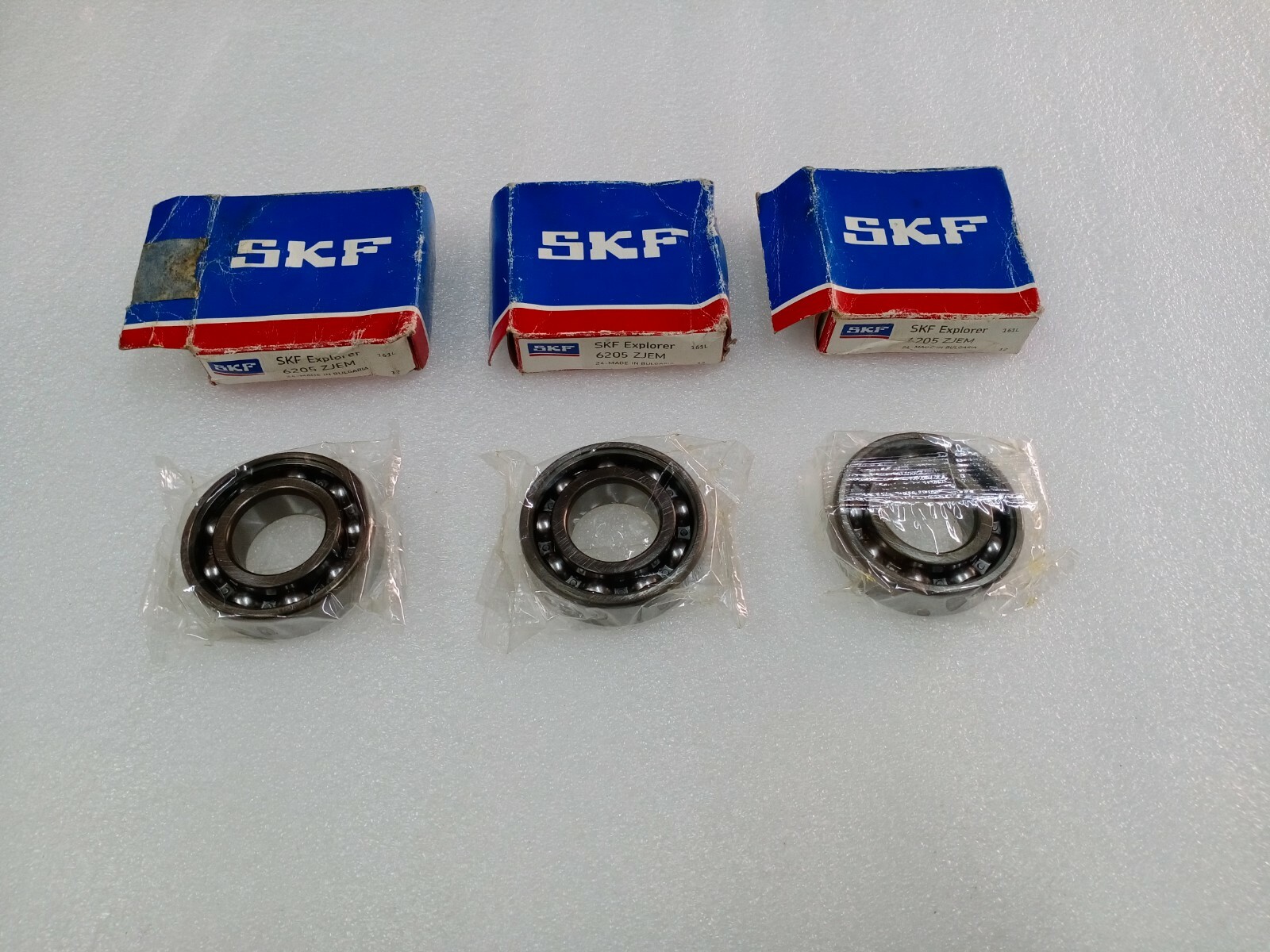 6205 ZJEM SKF Explorer Bulgaria Single Row Deep Groove Ball Bearing 6205ZJEM 3PC