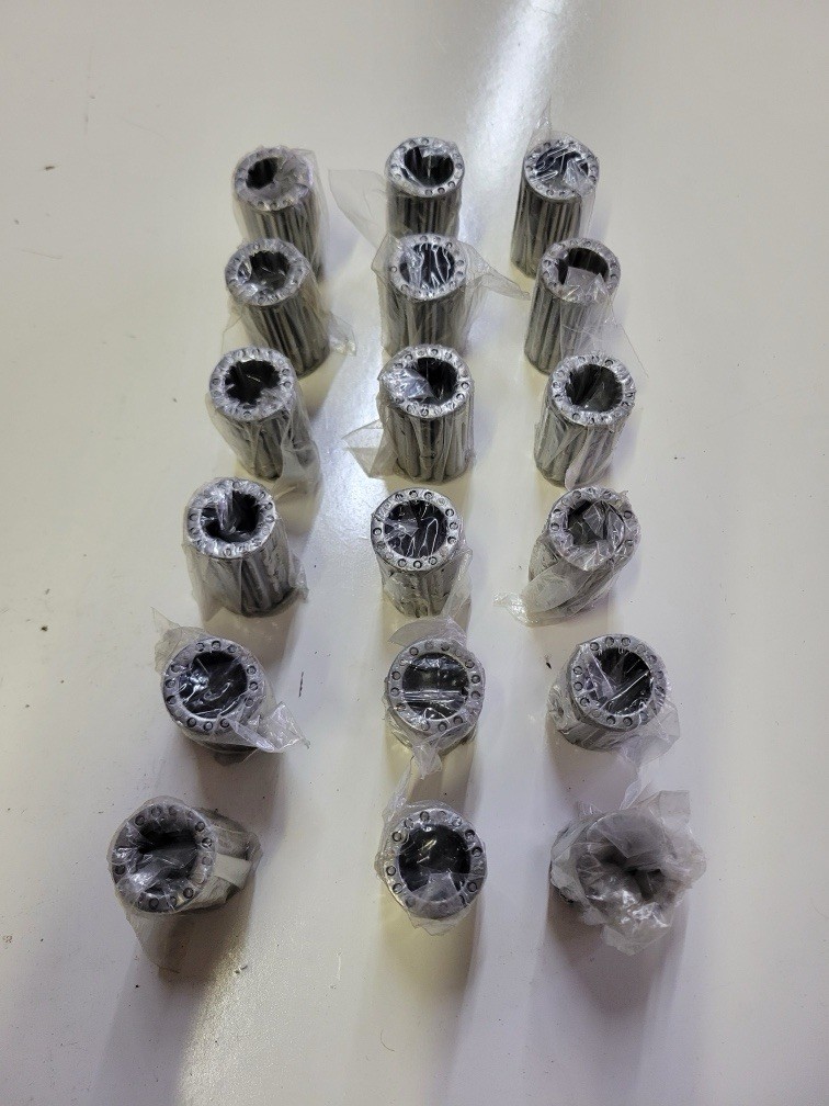 Qty 1 Needle roller Bearing Cage Assembly 1.11 OD .765 ID 1.83W