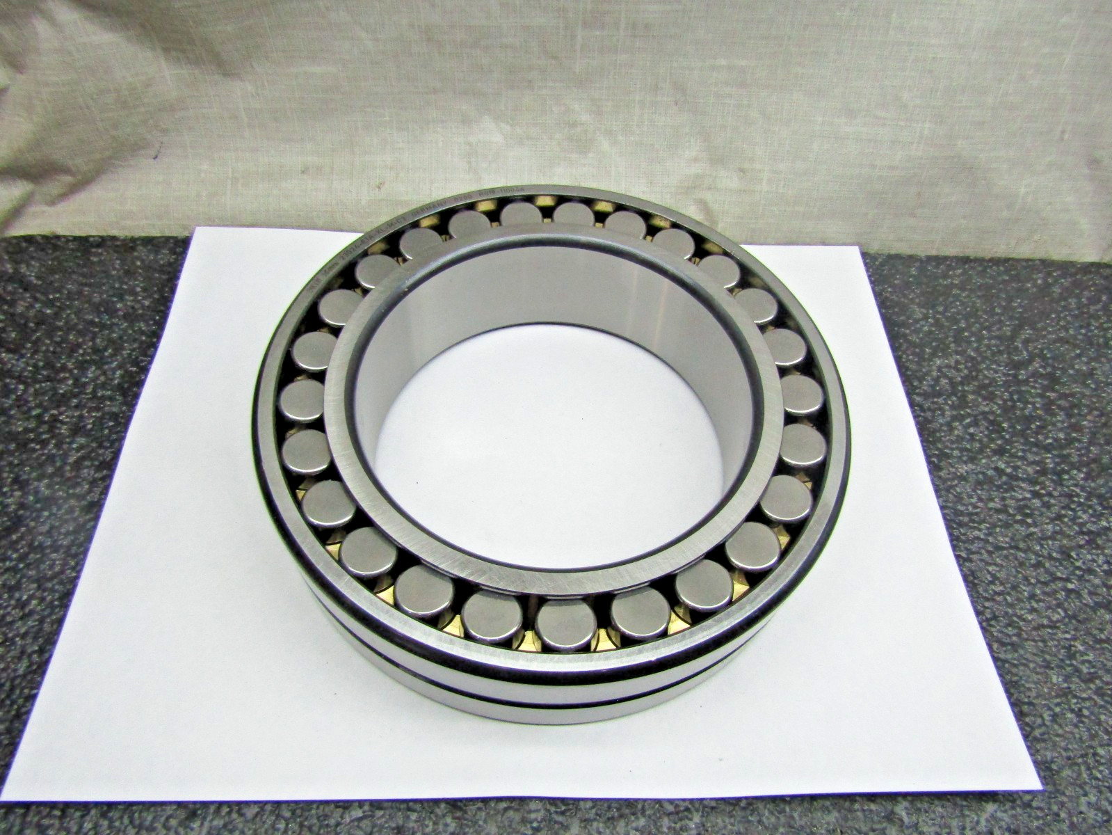 FAG Germany 23024-E1A-XL-M C3 120mm X 180mm X 46mm Spherical Roller Bearing