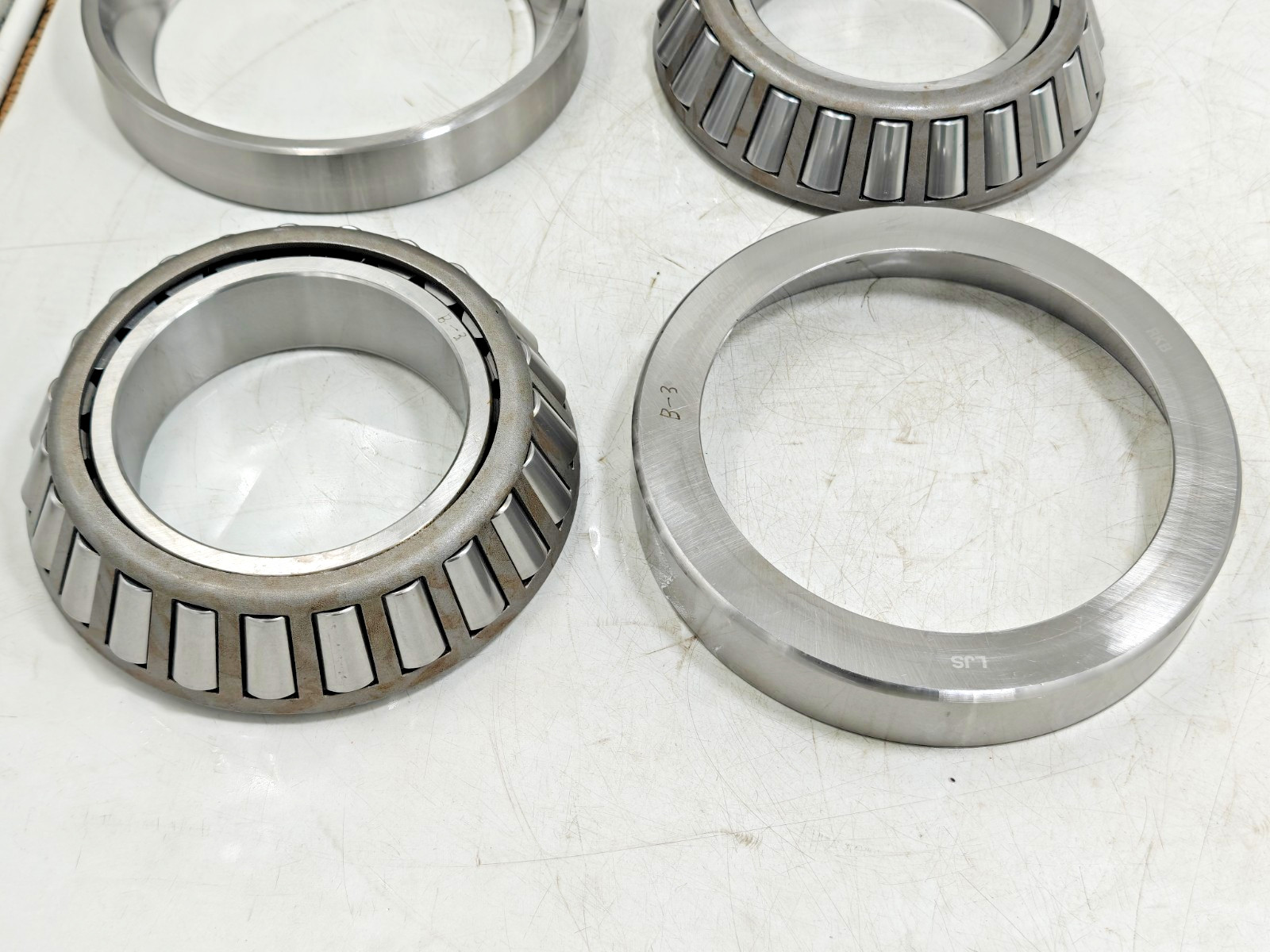 HM926747 DF / HM926710 DF RKB Tapered Roller Bearing Double Row Cup&Cones