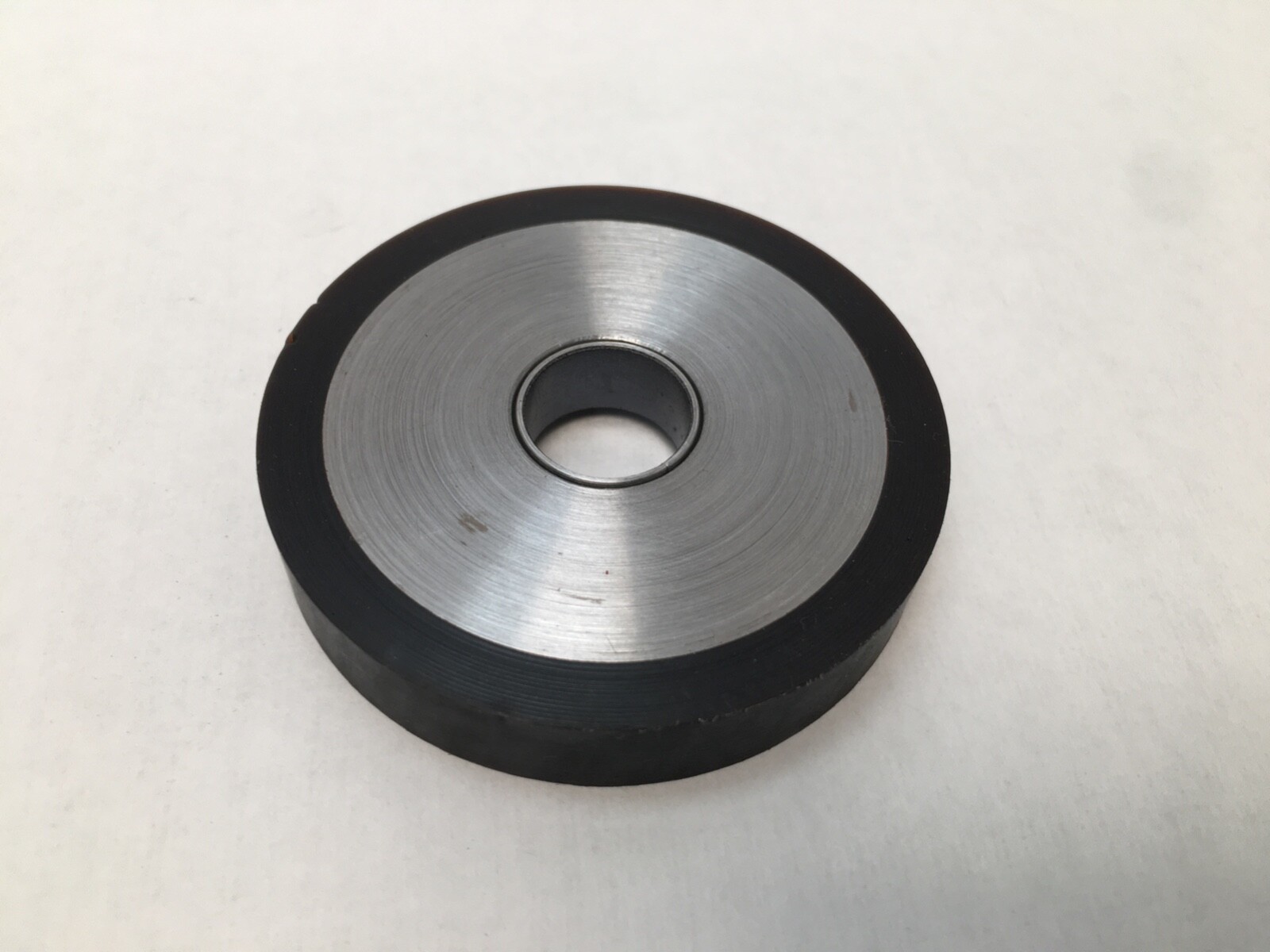 16x56x12 mm Rubber Steel Pressure Idler Pulley Roller 16mm ID 56mm OD 12mm Width