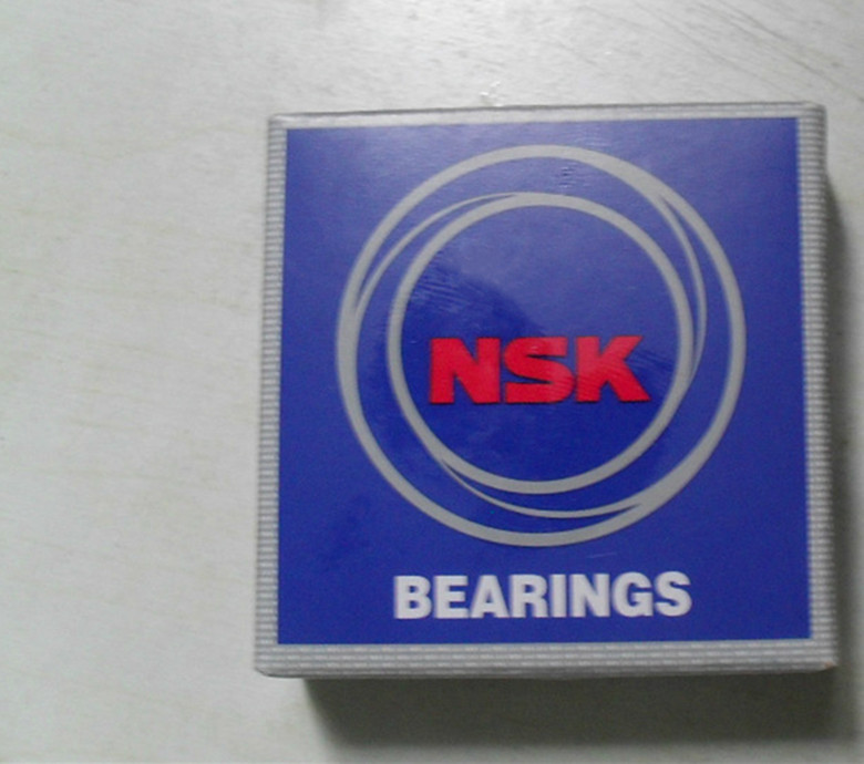 1PC NEW NSK angular contact ball bearings 7207AW #DA