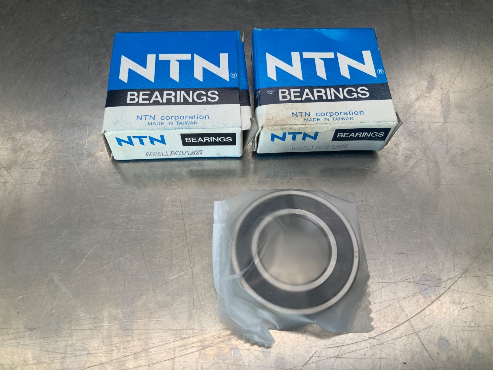 (2) NTN 6005LLBC3/L627 Single Row Radial Ball Bearing 25mm Bore