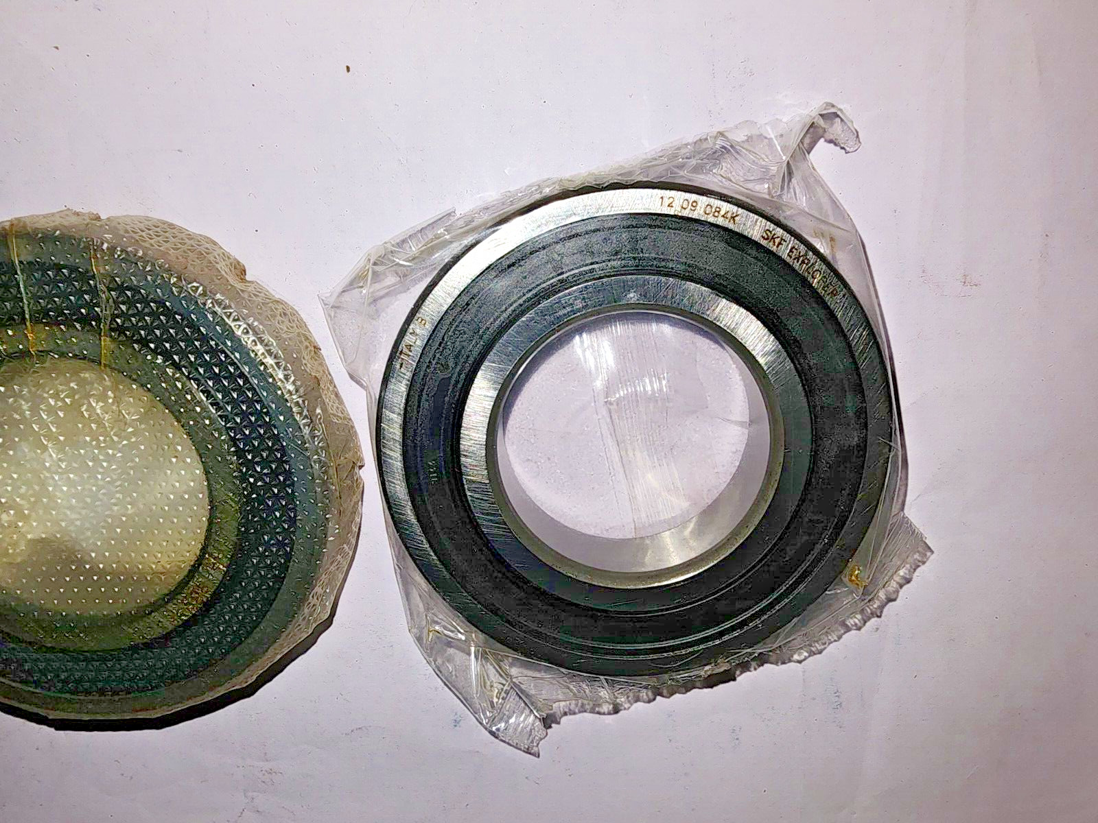 6209 2RS1 SKF SWEDEN Ball Bearing Double Metal Shield 45X85X19mm 62092RS1 LOT 2