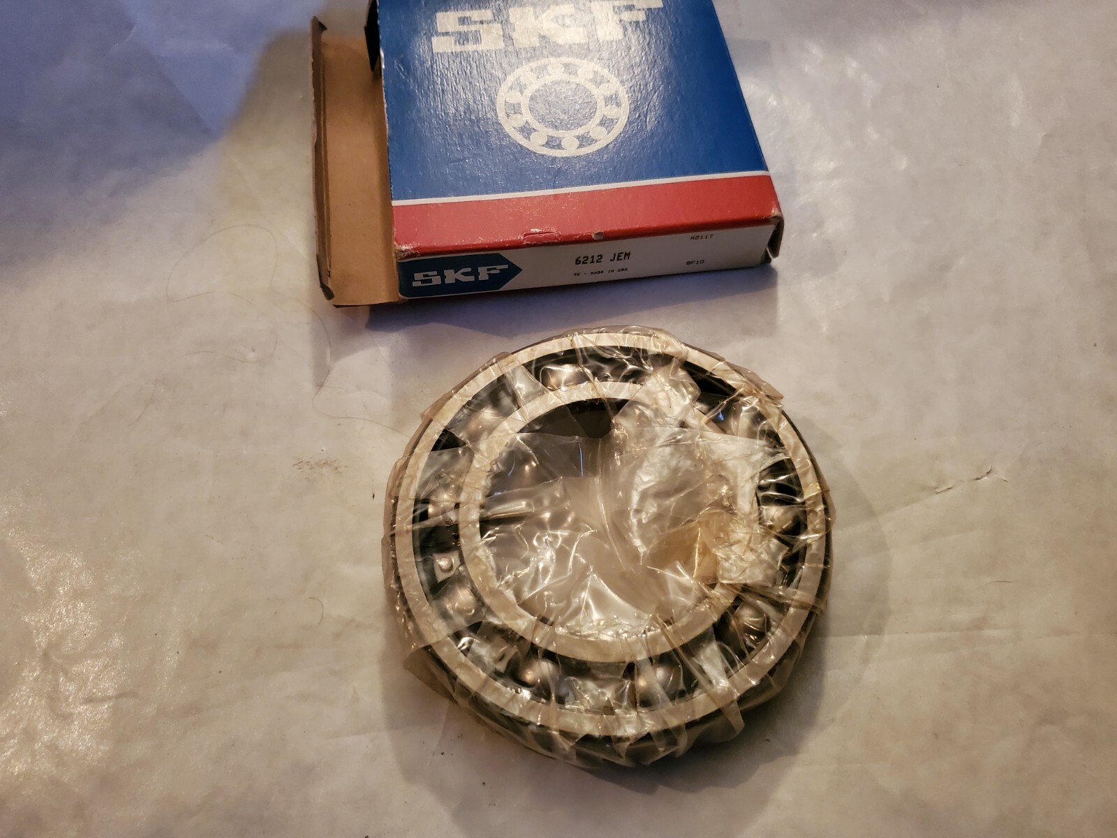 SKF 6212 JEM Radial/Deep Groove Ball Bearing