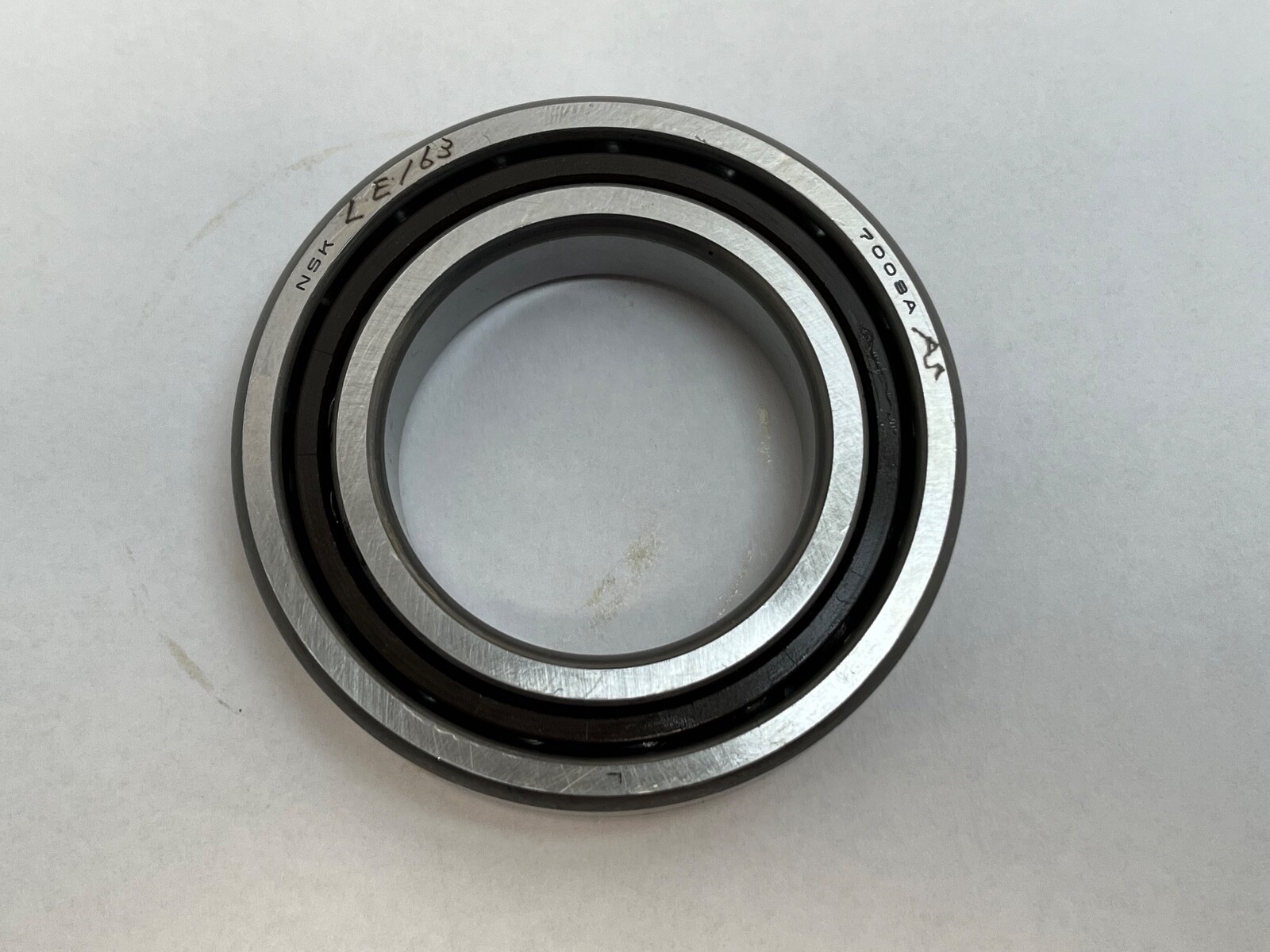 NSK 7008ATYP5 Angular Bearing 40x68x15 mm 7008E 7008-A-TY-P5 Japan