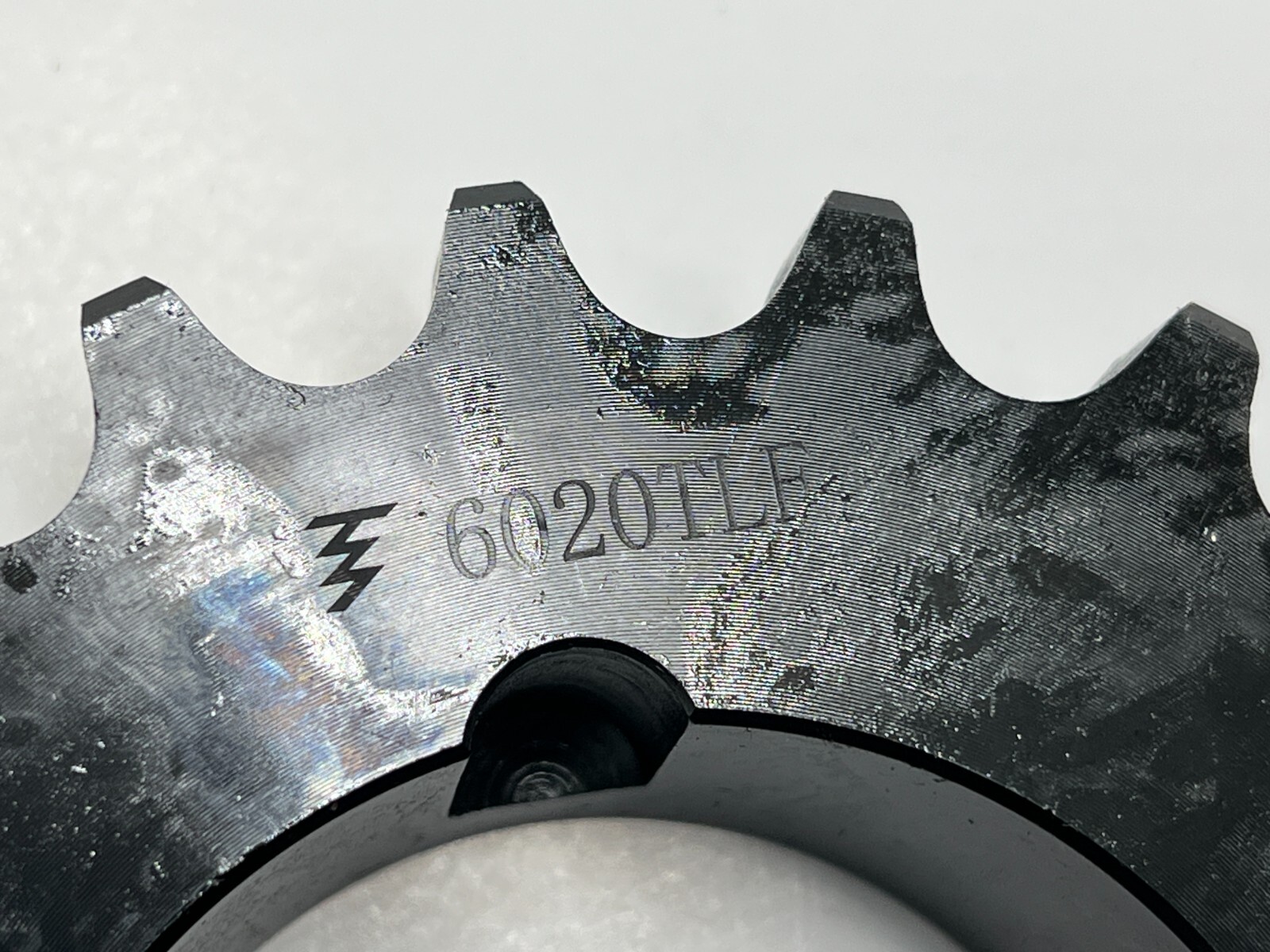 Tsubaki 6020TLF Bushing Bore Roller Chain Sprocket Taper Locking 60 / 3/4 in
