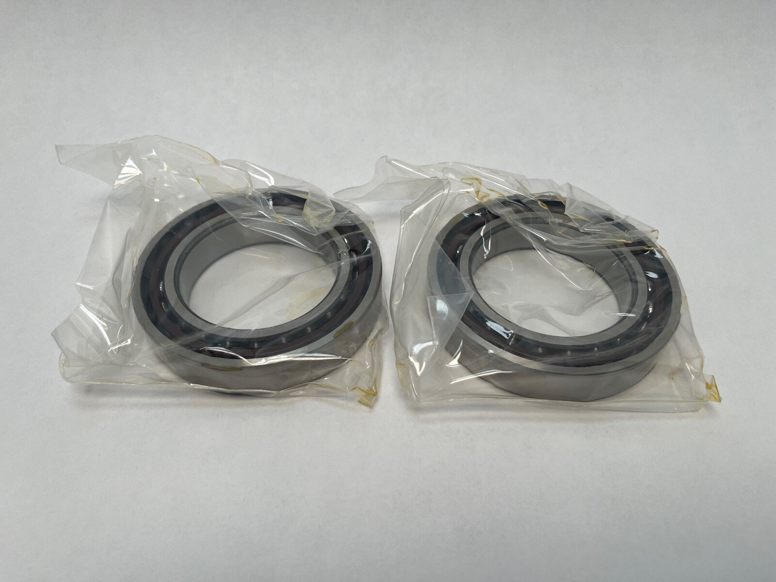 SNR 7012CVDUJ74 Bearing 60x95x18 mm 7012-C-T-DUL-P4 7012-C-V-DU-J74 France 2 Pcs