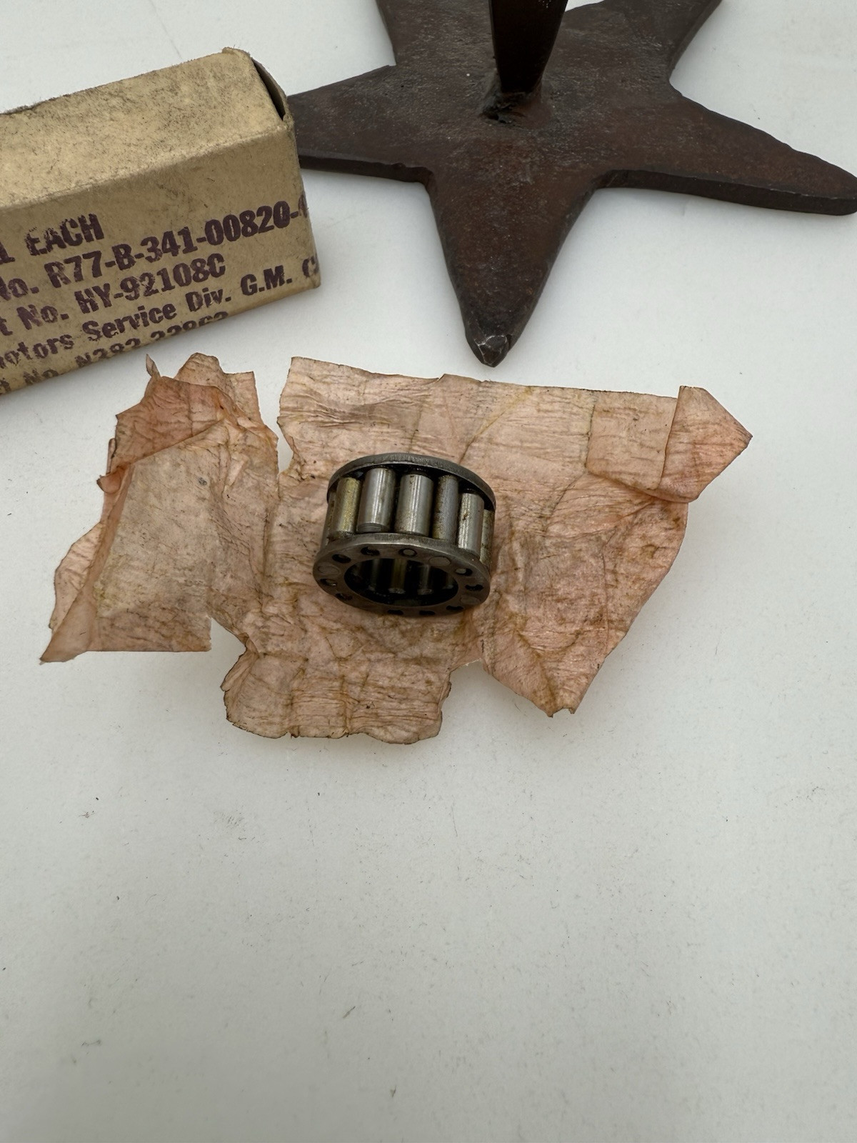 HY-92108C GM United Motors Service Division Caged Roller Bearing 1/2″-ID NEW OEM