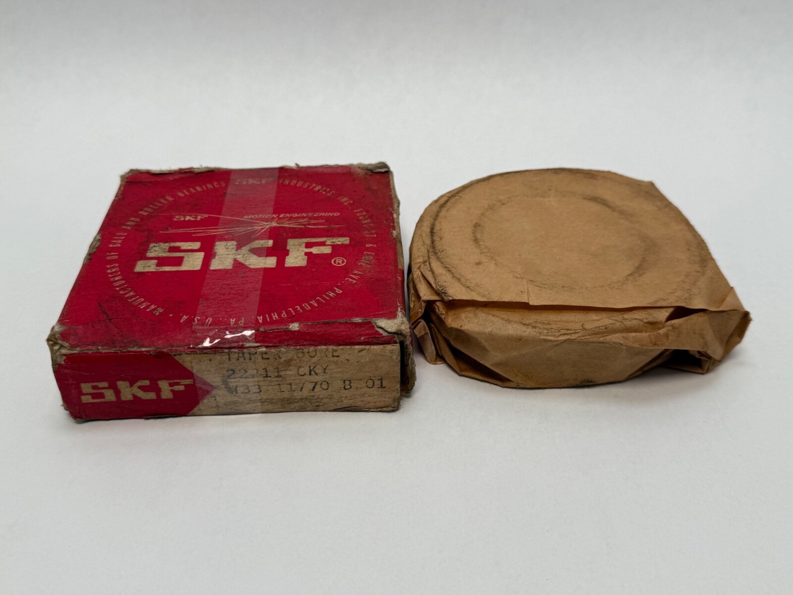 SKF 22211-CKY Spherical Bearing 22211-CKY 22211-C-K-Y 55x100x25 mm