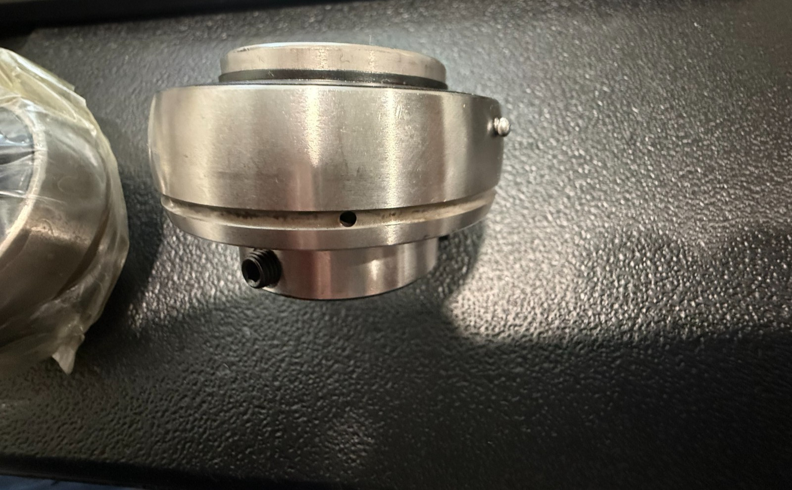 2 IPTCI UC-206-30MM INSERT BEARING SET SCREW LOCK TYPE. FREE SHIPPING USPS.