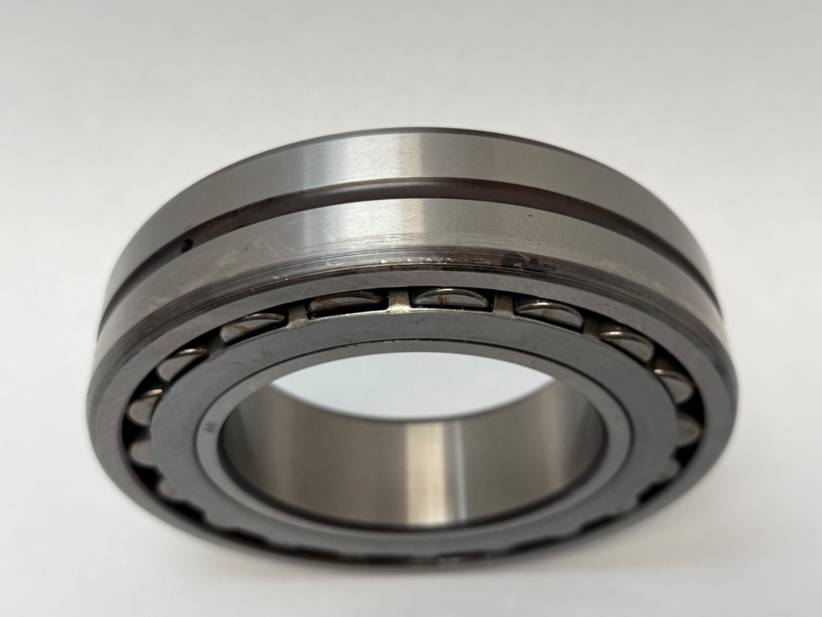 ZKL 22216JBKC3W33 Bearing 22216-J-B-K-C3-W33 22216CC 22216C 80x140x33 mm
