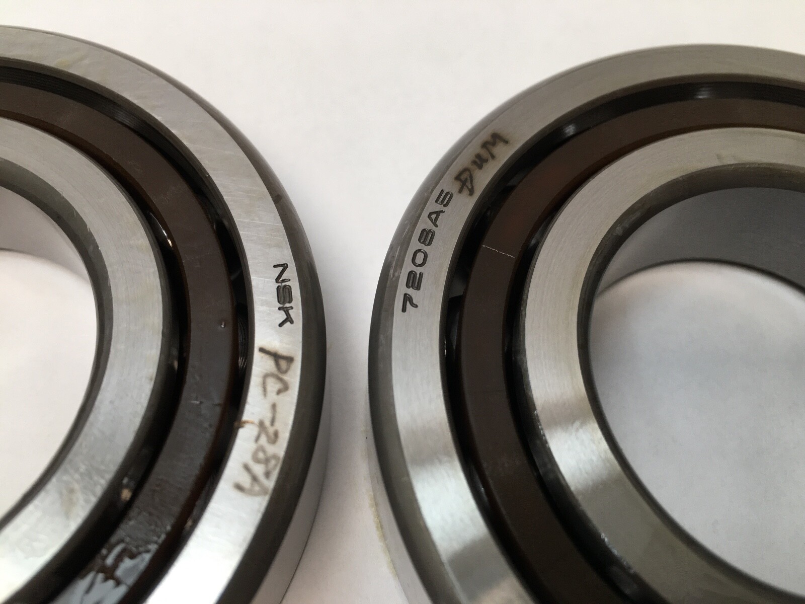 NSK 7208A5TYDUM Angular Bearing 40x80x18 mm 7208-A5TY-DUM 7208A Japan 2 pcs