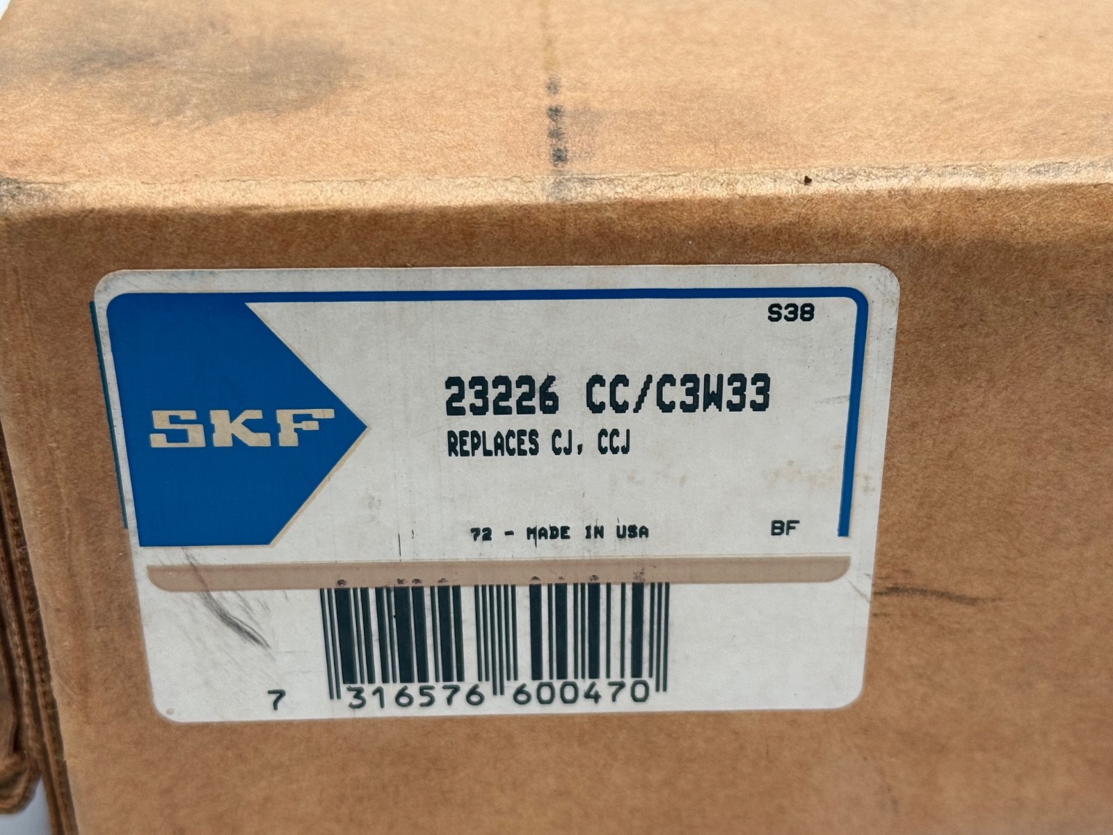 SKF 23226-CC/C3W33 Spherical Bearing 23226 CC/CJ/CCJ C3 W33 100x180x46 mm