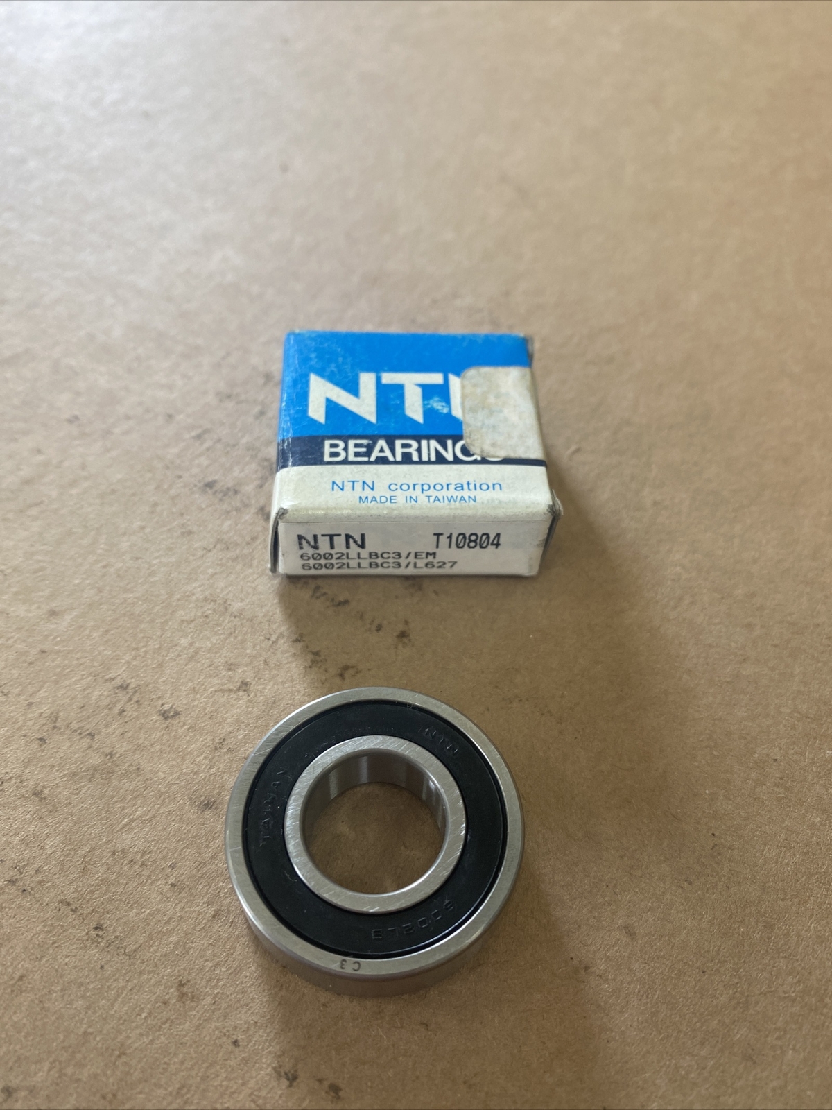NTN 5U493 6002LLBC3EM Ball Bearing Sealed 15x32x9 mm 6002 LLBC3