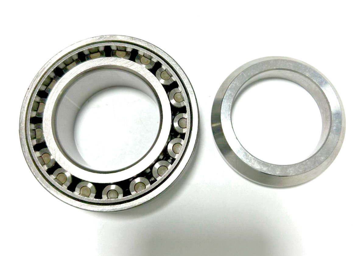 Taper Roller Bearing U497/U460L For Nissan Titan Axle Wheel bearing kit D40