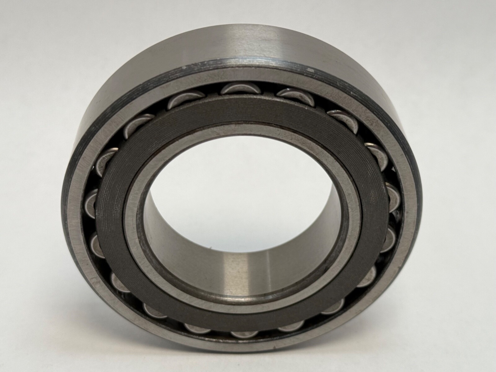 SKF 22211-CJ Spherical Bearing 22211-CJ 22211C 22211CC 55x100x25 mm