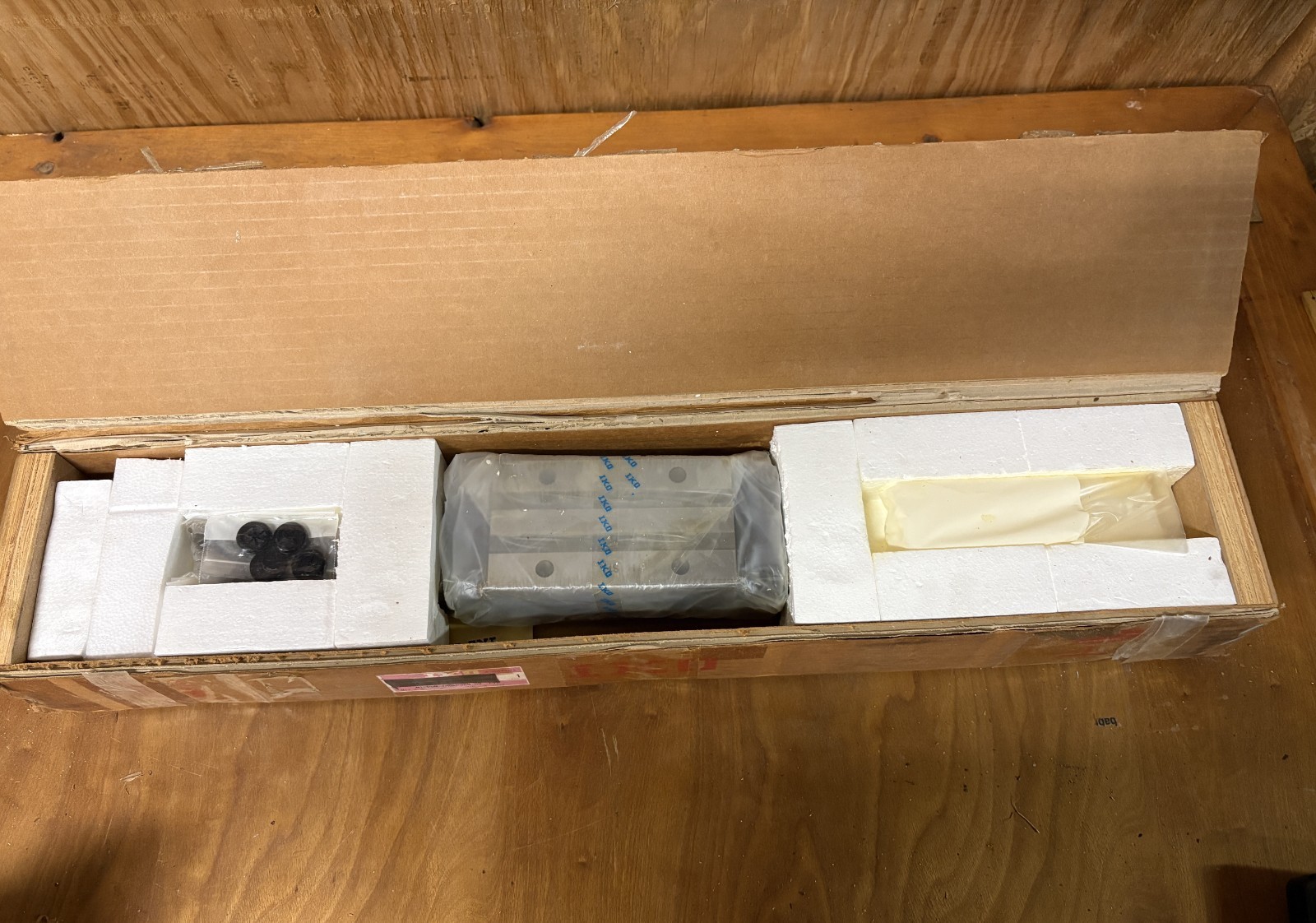 IKO Rail Bearing Assembly Linear Way LWHDG45C1R315BHS / DF-SPLJS1 with rail