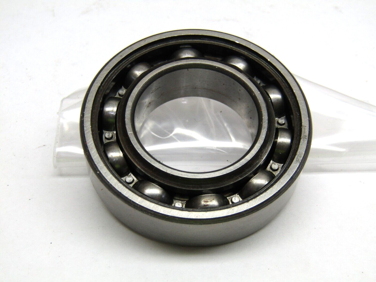 SKF 6005-RS J 25mm X 47mm X 12mm Bearing with 1 Metal + Rubber Seal