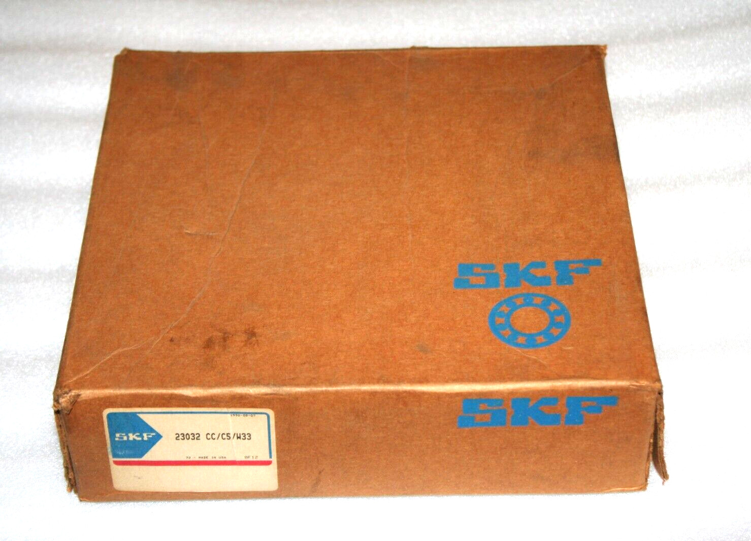 SKF 23032 CC/C5/W33 Spherical Roller Bearing * NEW UNOPENED *