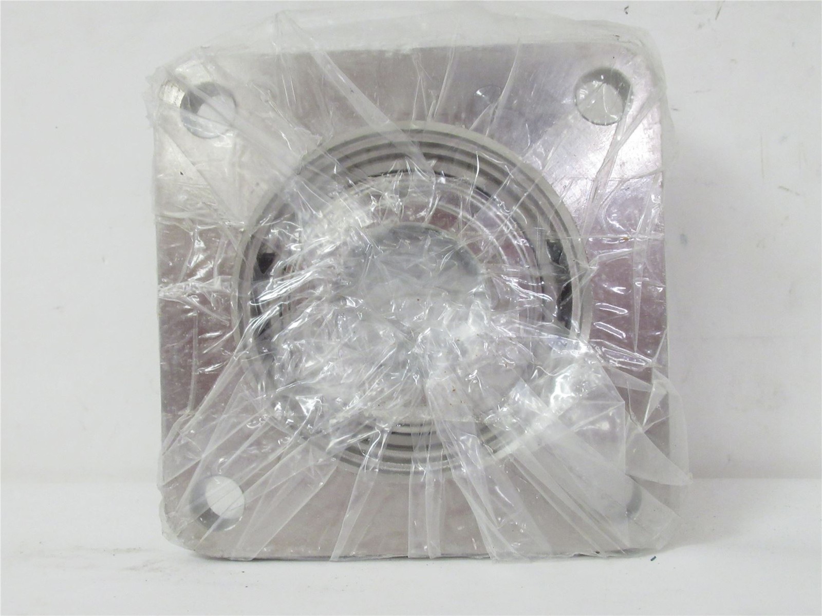 229493 New-No Box; IPTCI SUCNPF-208-40MM Flange Mounted Bearing 4-Bolt; 40mmID