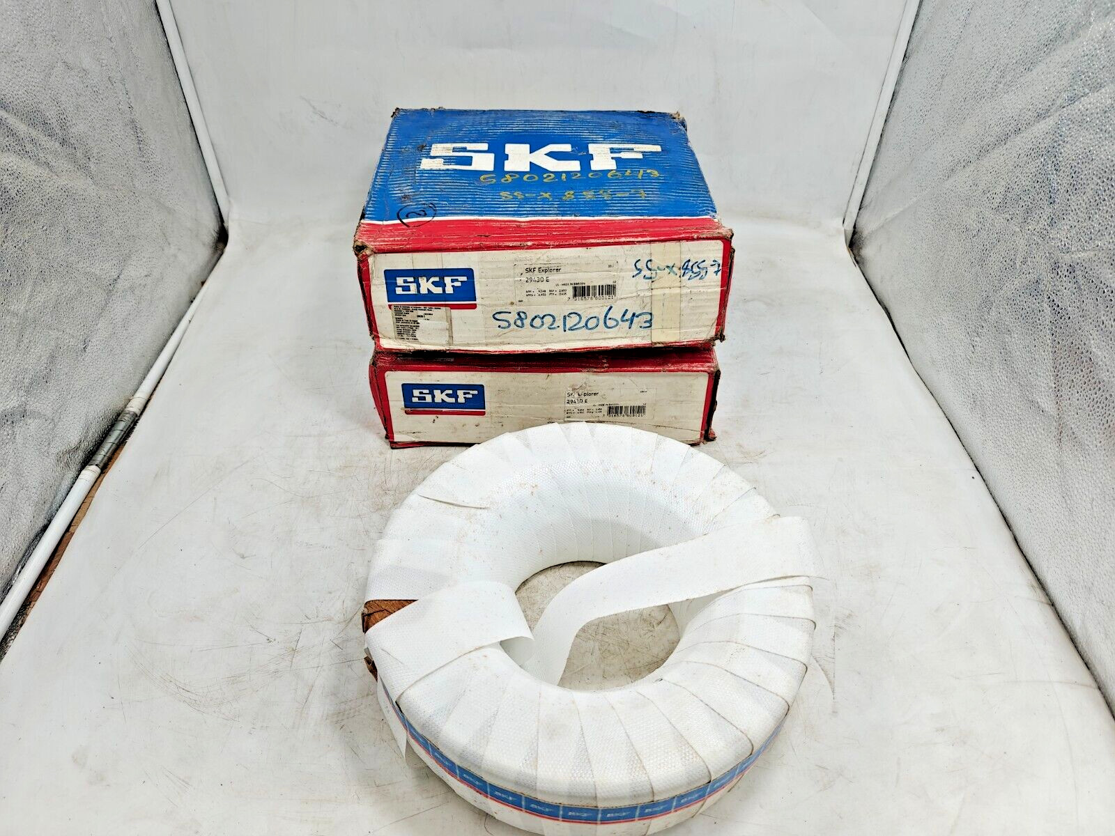 29430 E SKF New Spherical Roller Thrust Bearing 29430E SKF Sweden 150x300x90mm
