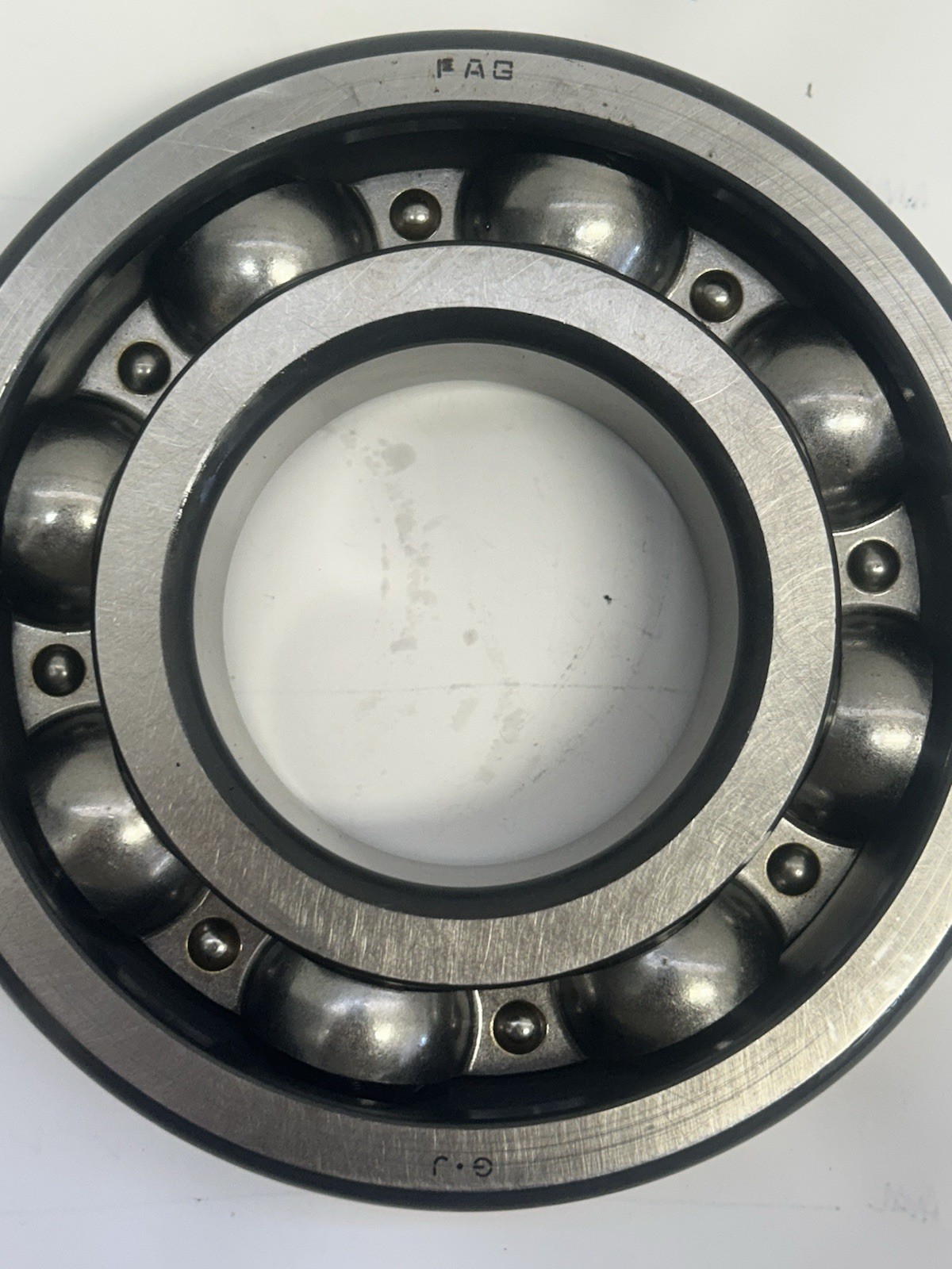 FAG 6313/C3 DEEP GROOVE RADIAL BALL BEARING 140mm 65mm 33mm New