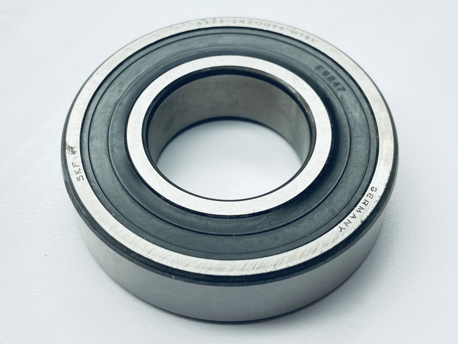 UNUSED SKF 6206-2RS1/Q66 HT51 SEALED BALL BEARING 30mmID 62mmOD 16mmW
