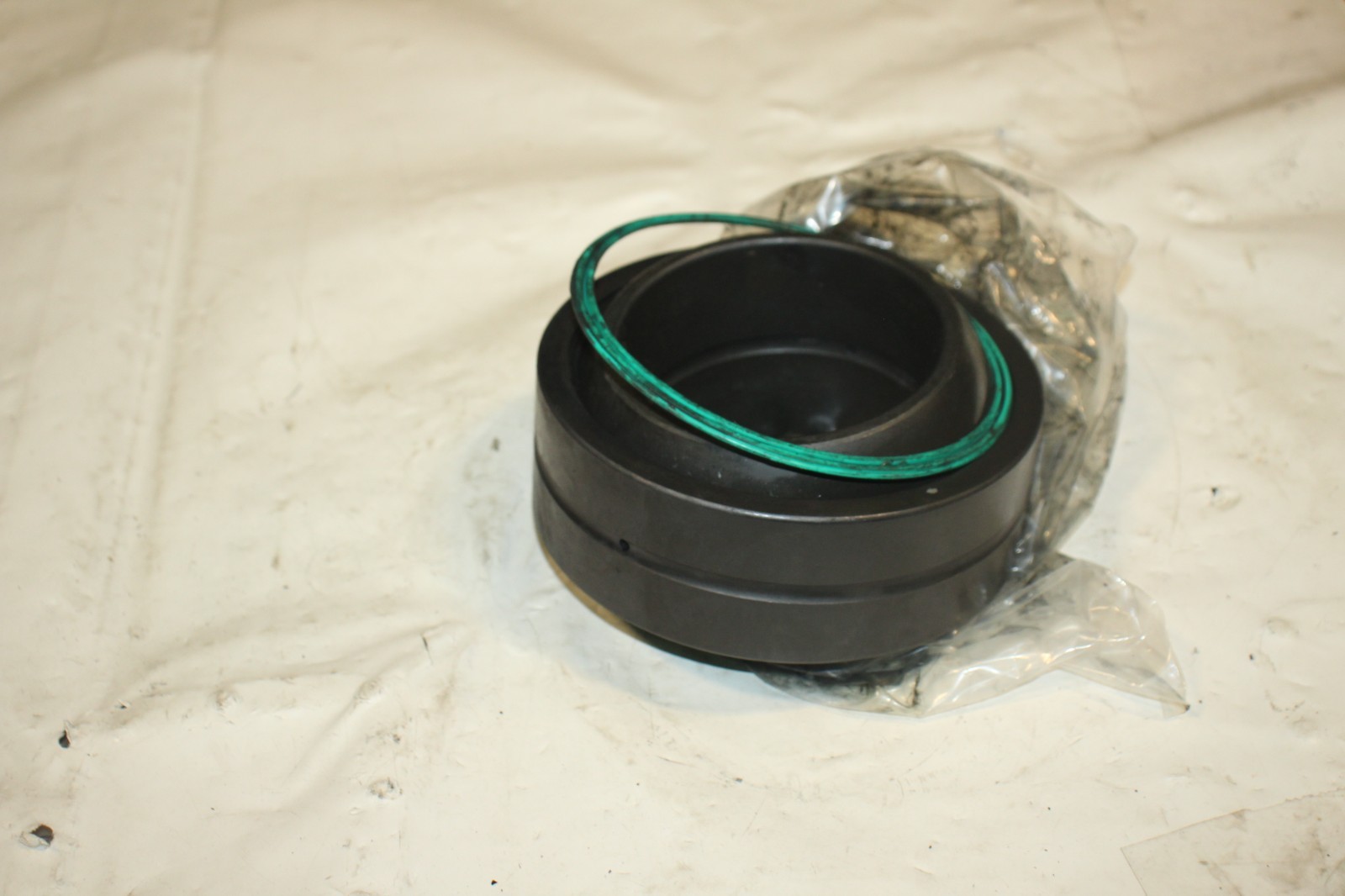 Sealed Split Spherical Roller Bearing GEG100ES-2RS