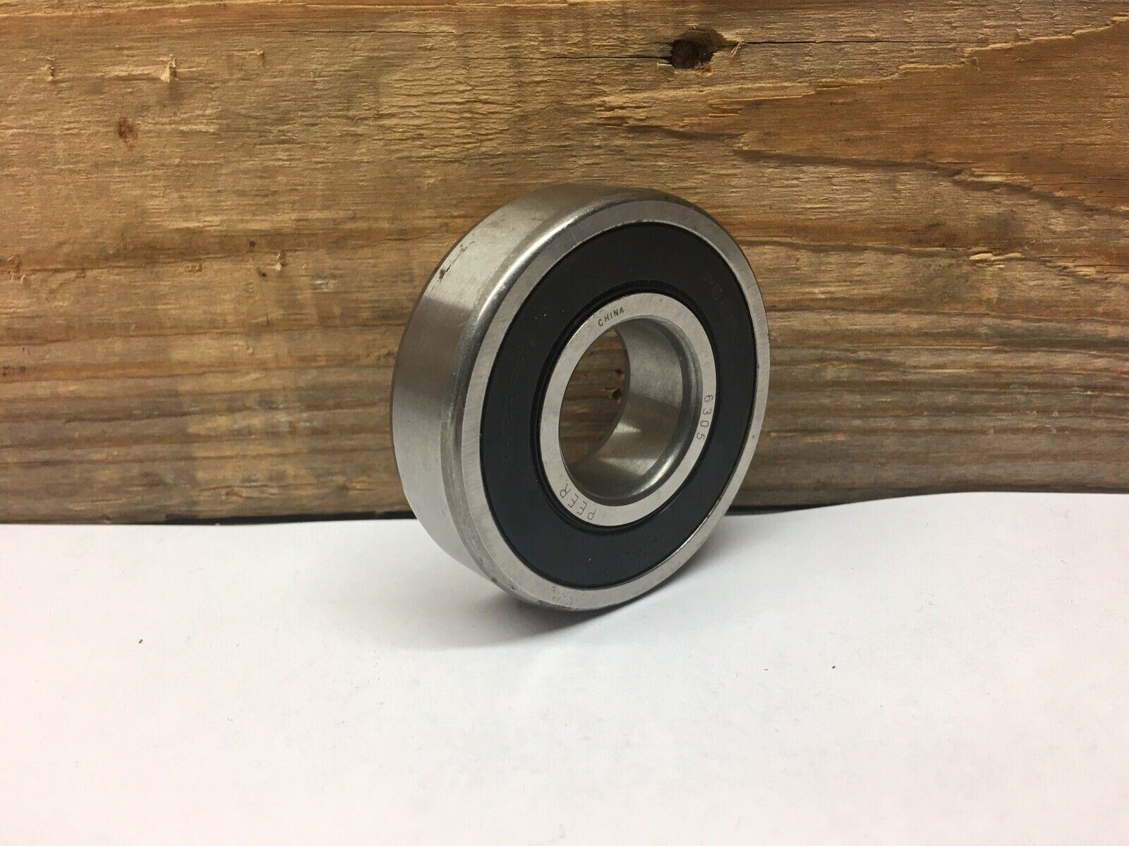 Sealed One Side Radial Ball Bearing 6305RLD Peer 25mm x 62mm x 17mm