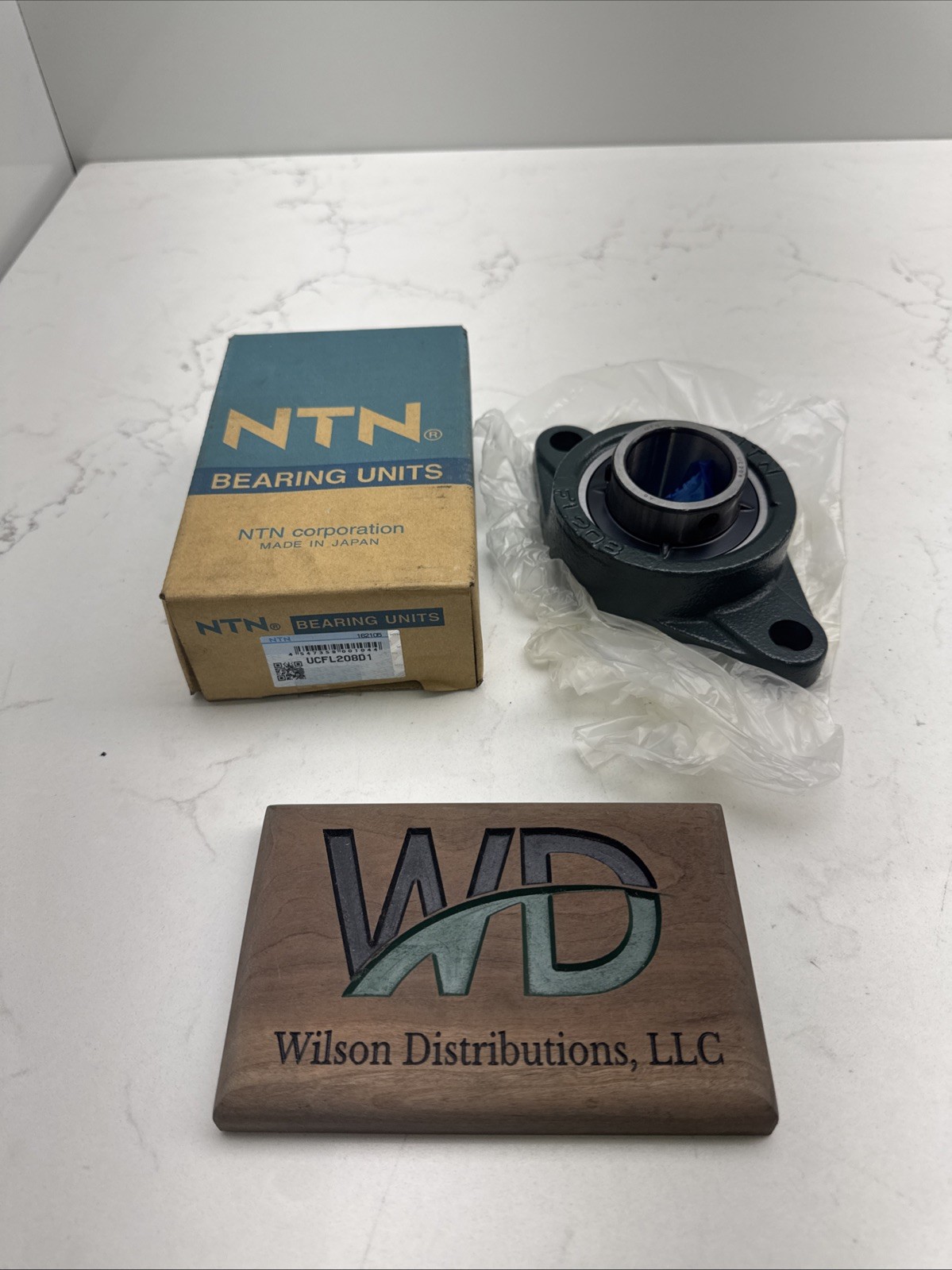 NTN UCFL208D1 Flange-Mount Ball Bearing FNOB