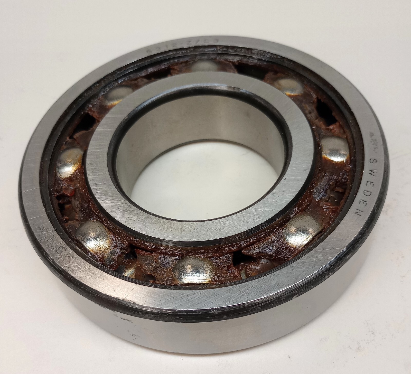 SKF 6312-Z-C3 Ball Bearing Deep Groove 60mm ID X 130mm OD X 31mm W