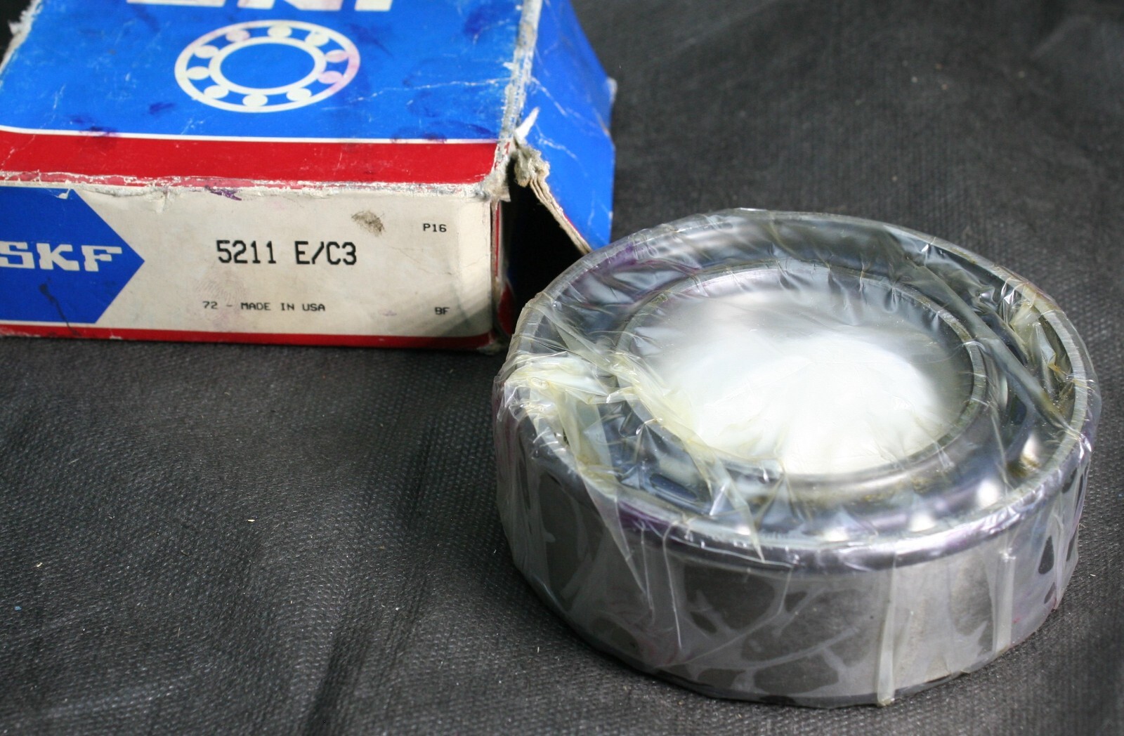 One (1) SKF 5211 E/C3 Angular Contact Bearing 55MM ID USA NEW