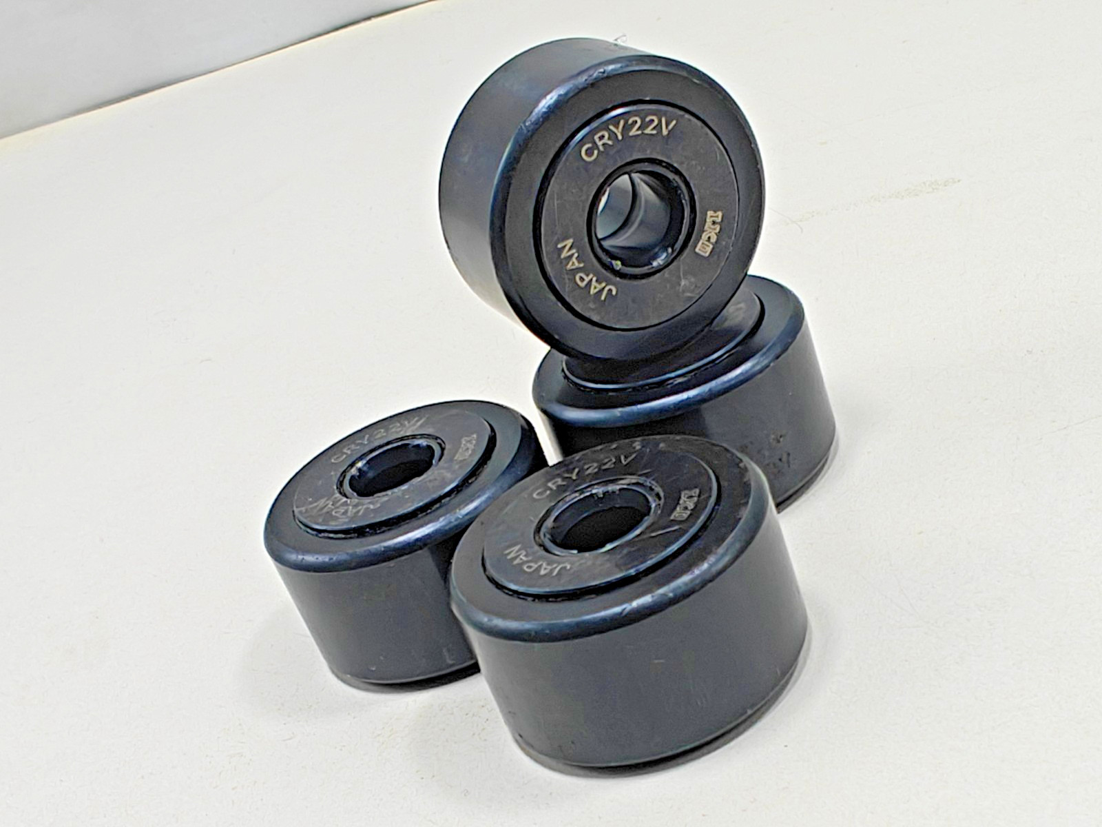 (4Pcs) CRY22V IKO Cam Follower Yoke Type Full Complement Track Roller CRY-22-V