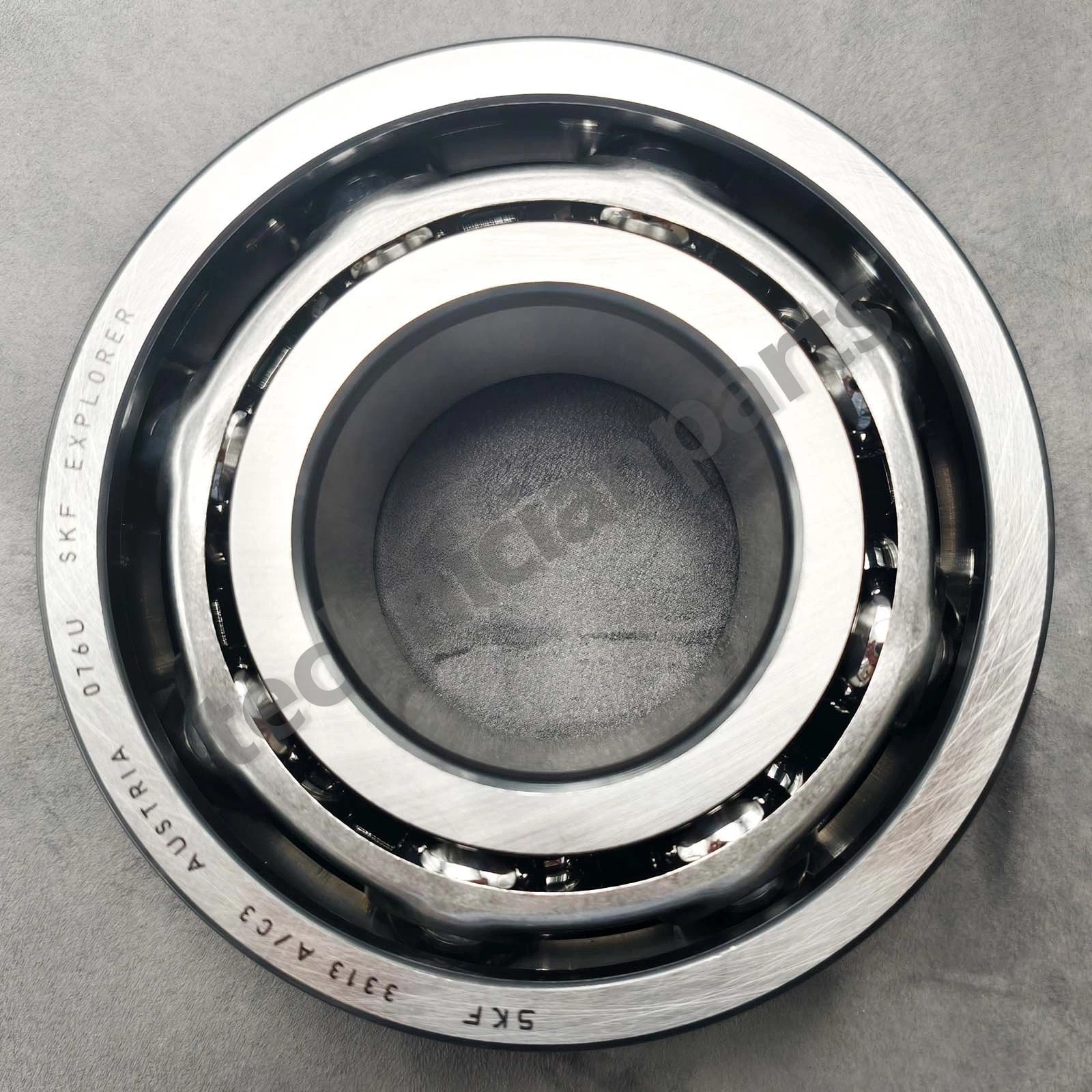 1X New Double Row Angular Contact Ball Bearing for SKF 3313 A/C3 65x140x58.7mm