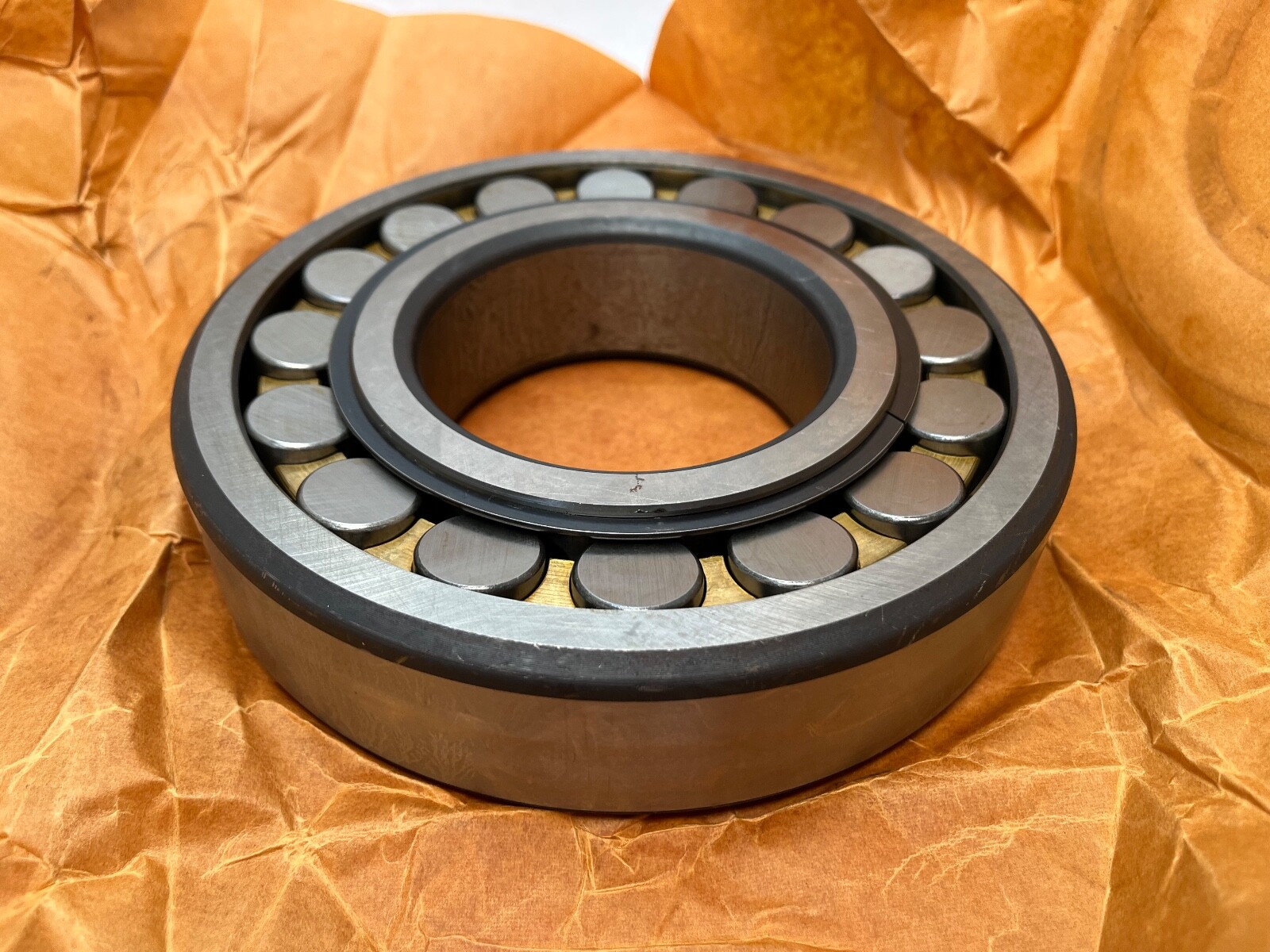 SNR 21318VMBC3 Spherical Bearing 90x190x43 mm 21318-V-MB-C3/J30