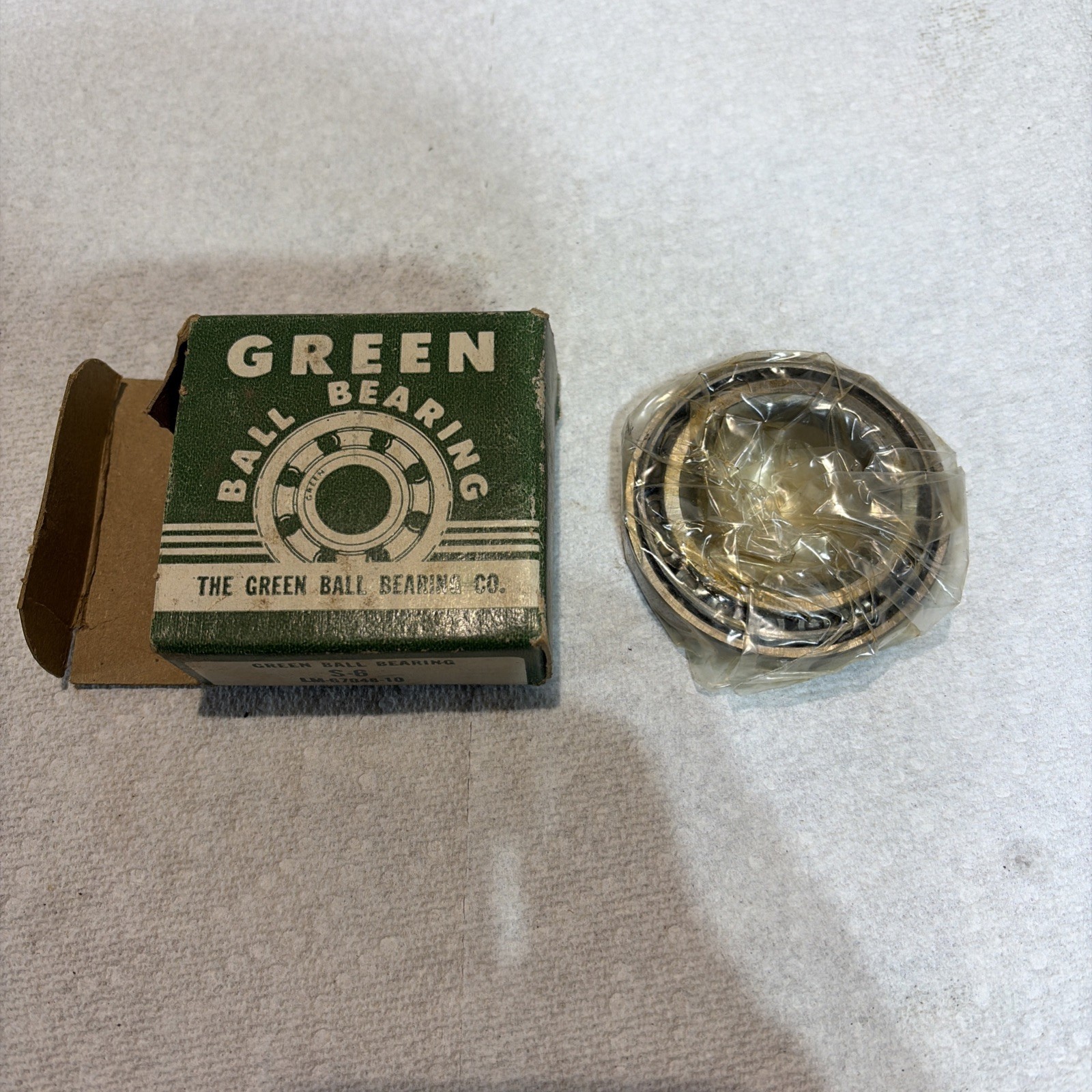 The Green Ball Bearing Co. S-6 LM-67048-10 New Old Stock (StorageA)