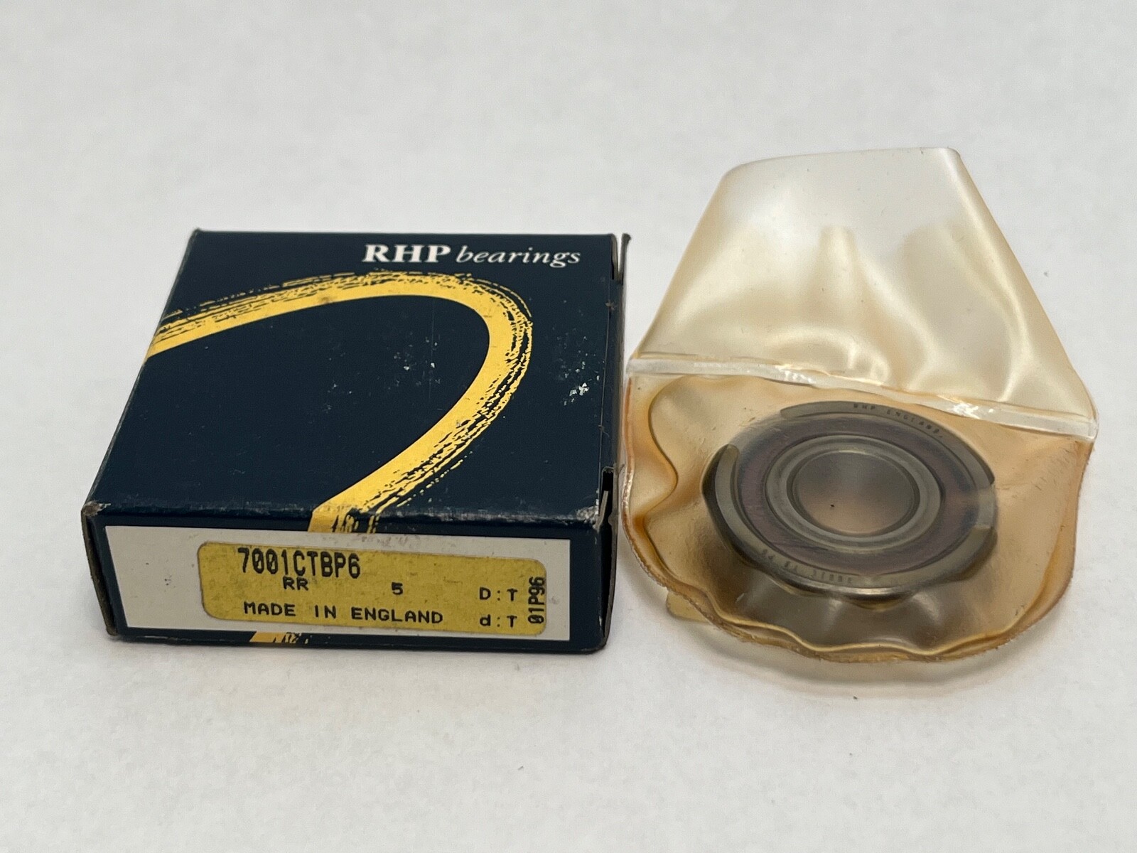 RHP 7001CTBP6 Bearing 12x28x8 mm 7001-C-TB-P6 7001C England
