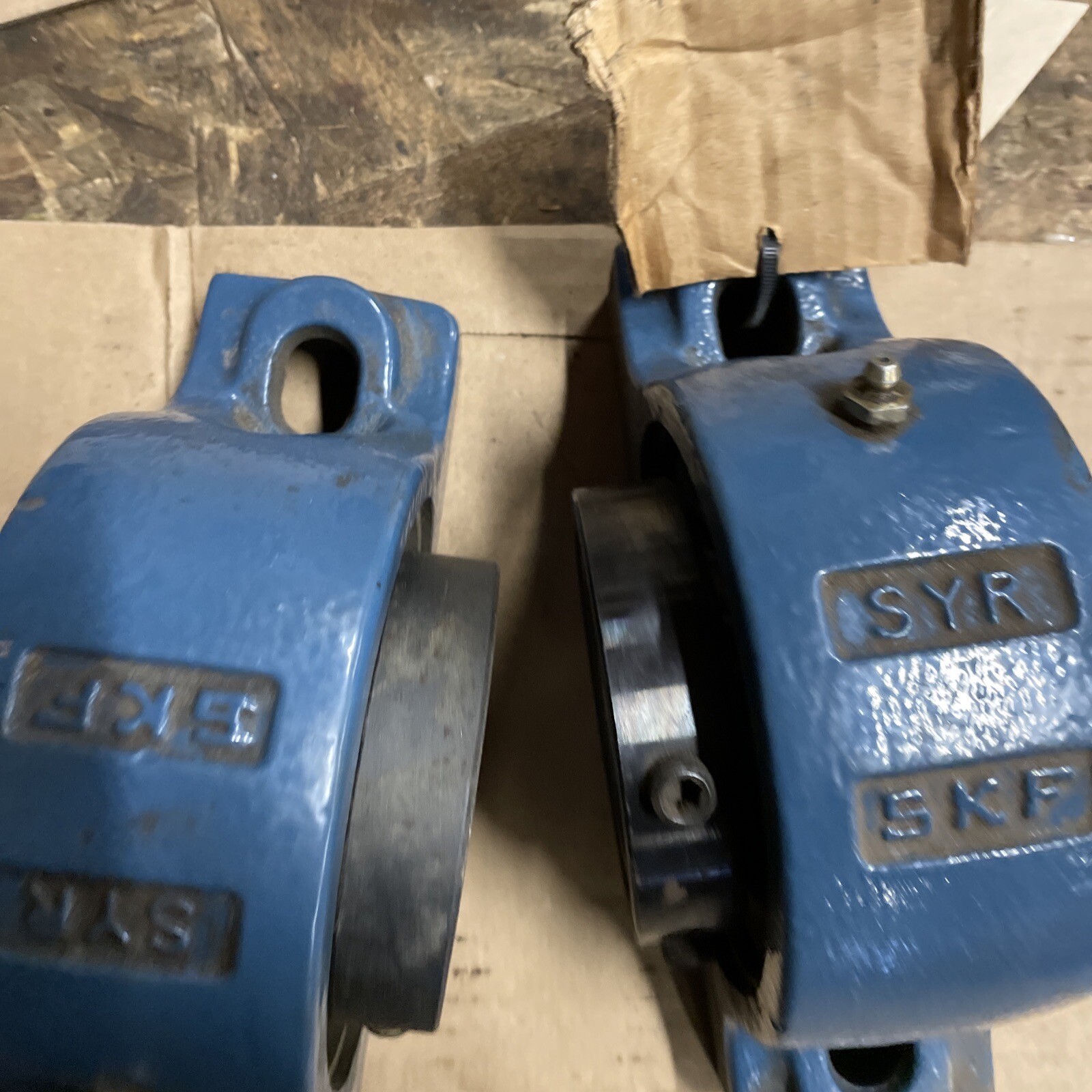 NOS PILOT BLOCK BEARING SET OF 2 SKF SYR 2.7/16 PILOT BEARING