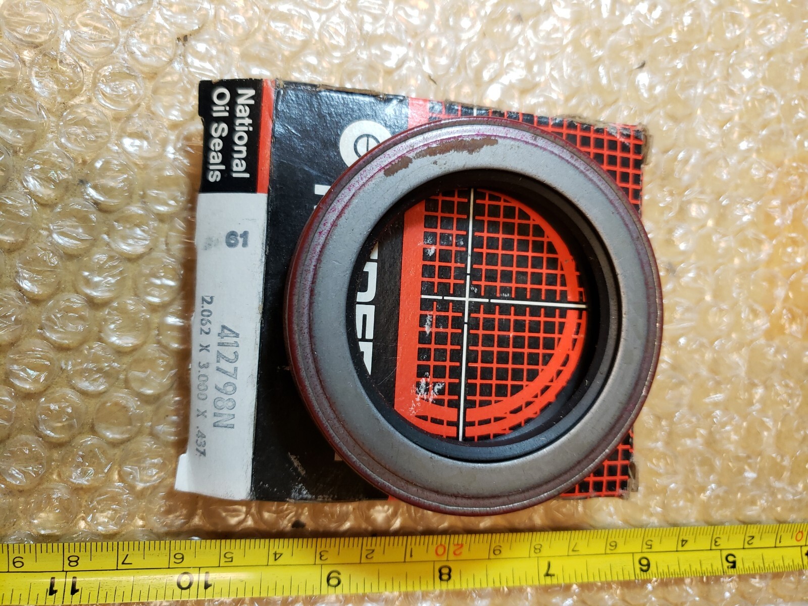 National Federal-Mogul 412798N Oil Seal New 1 Is In The Carquest Box! F+S!