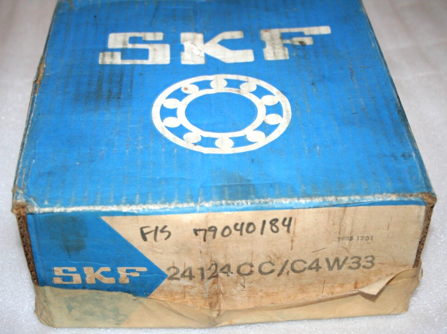 SKF 24124 CC/C4W33 Spherical Roller Bearing 120 X 200 X 80mm * NEW *