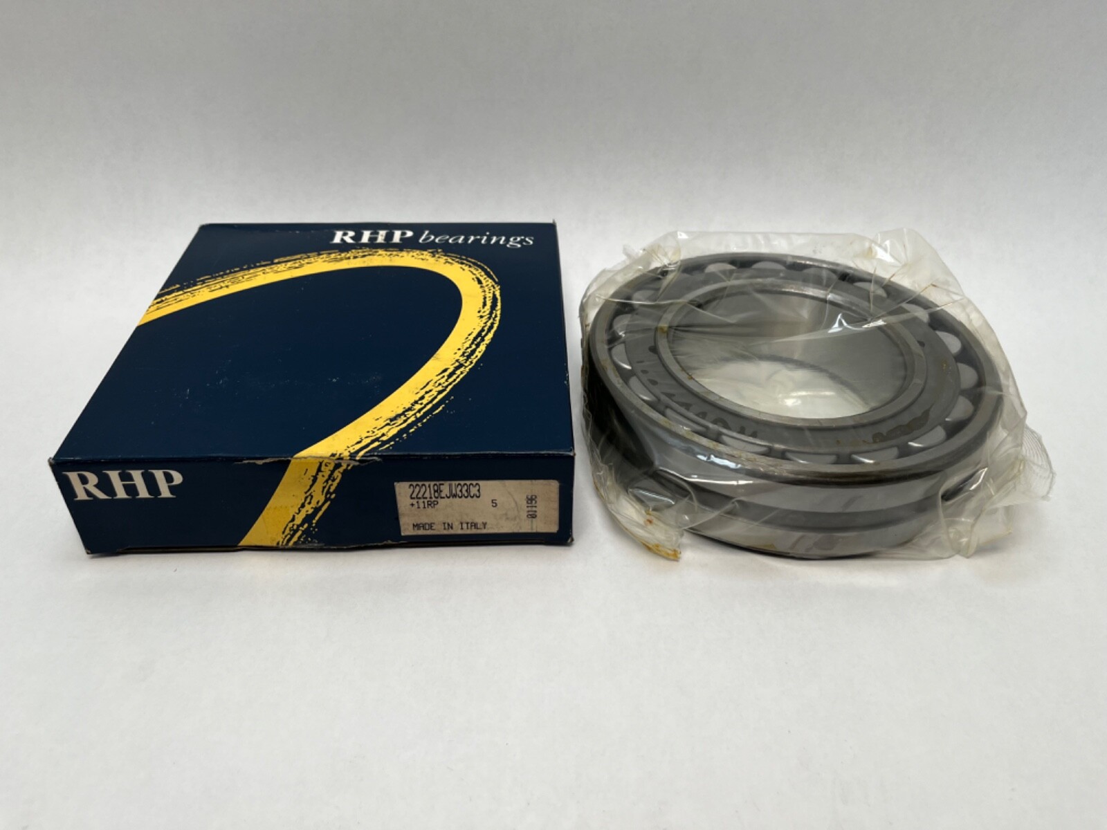 RHP 22218EJW33C3 Spherical Bearing 90x160x40 mm 22218E 22218-EJ-W33-C3 Italy