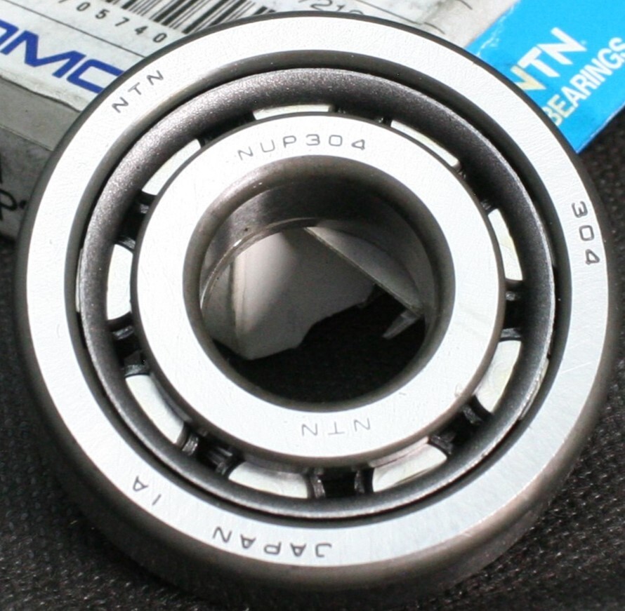 One (1) NTN NUP304 Cylindrical Roller Bearing 20MM Bore Japan