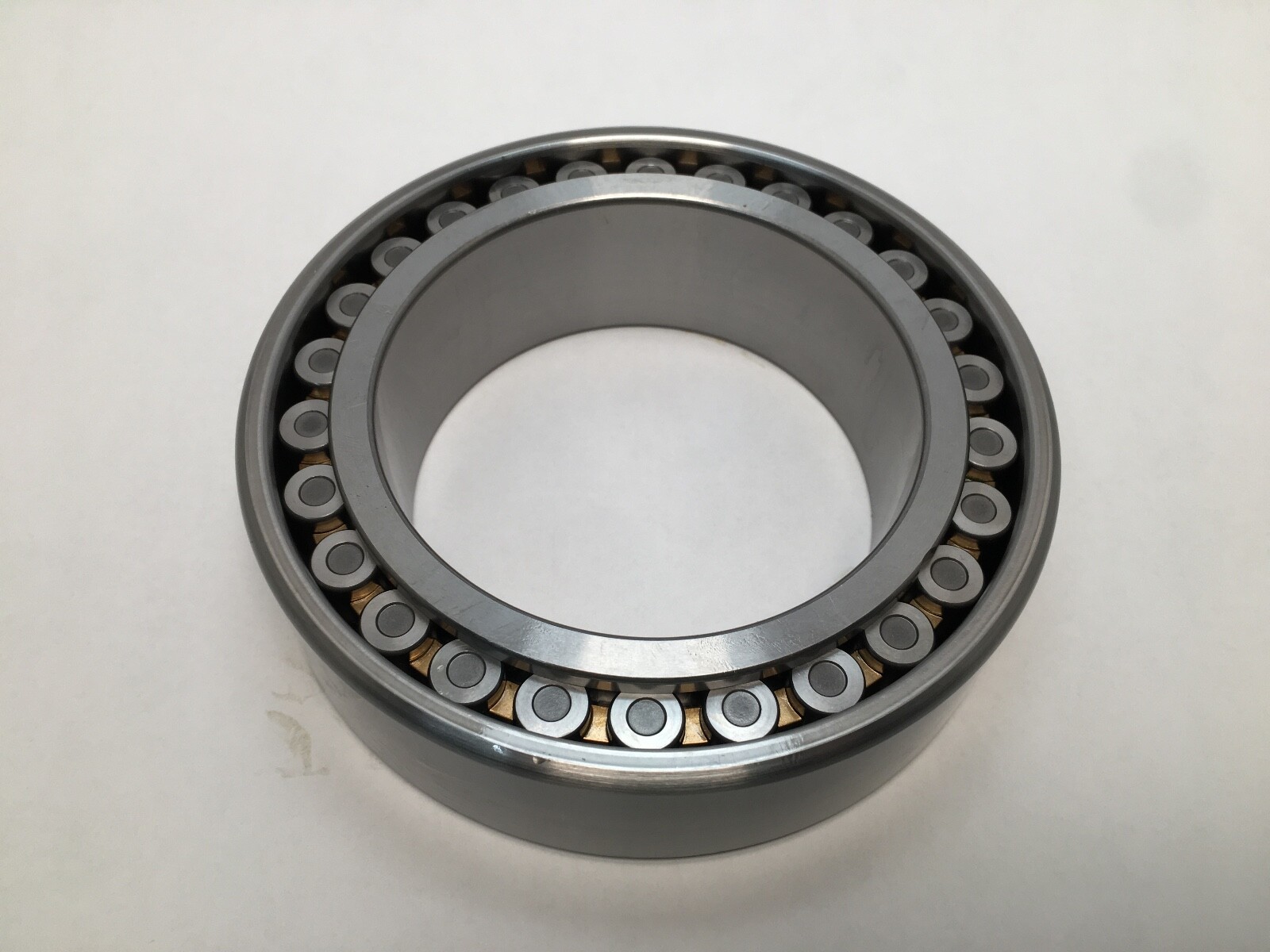 NTN NN3022KC1NAP4 Cylindrical Bearing 110x170x45 mm NN-3022-K-C1-NA-P4 Japan