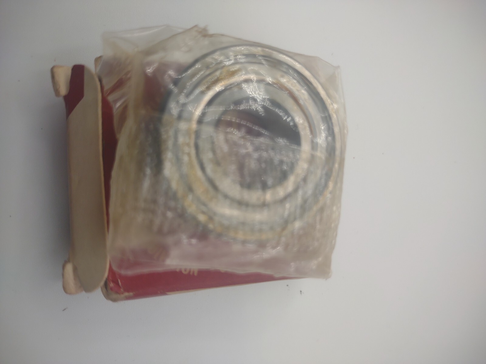 Lot of (6) SKF 6202 2ZJEM Ball Bearings NOS
