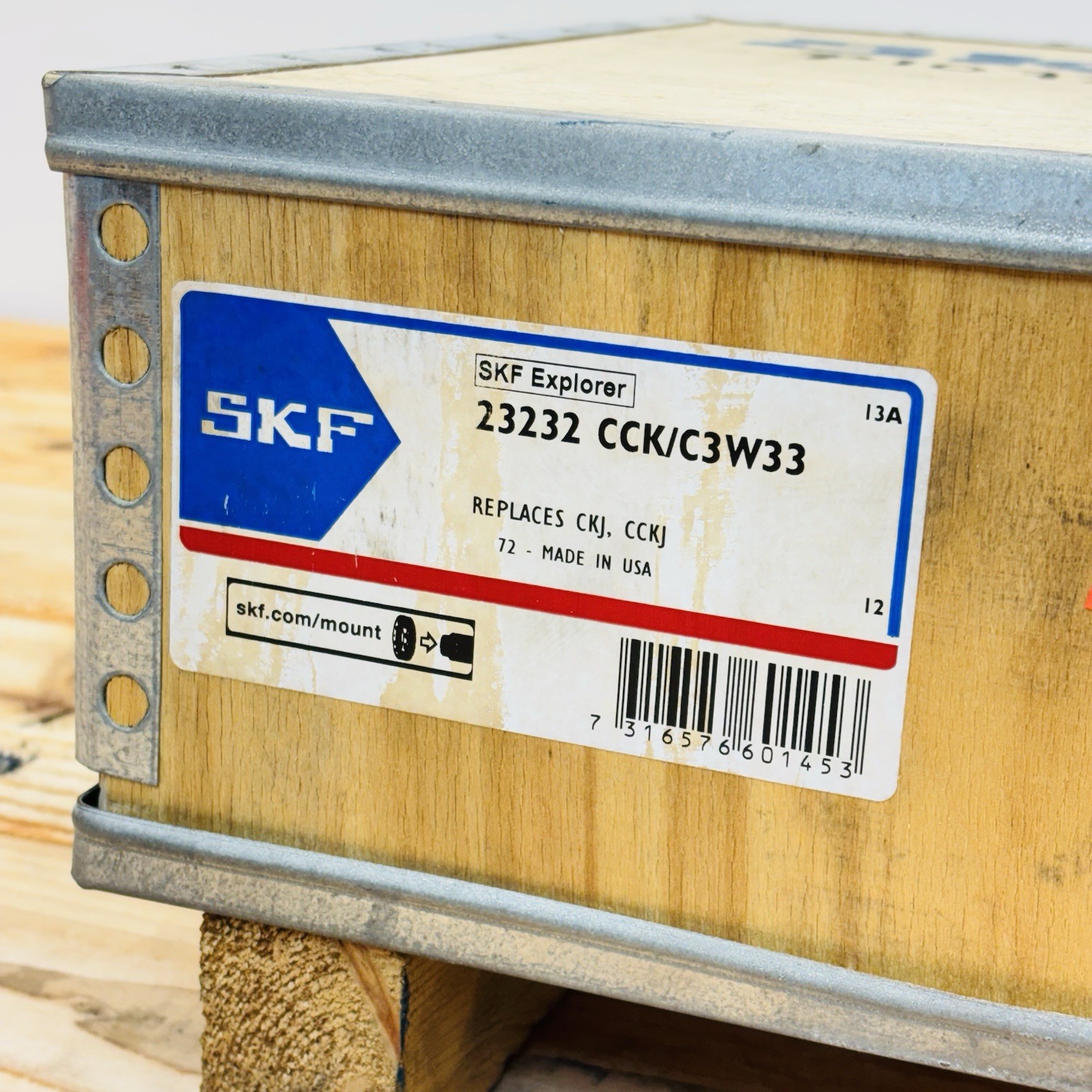 SKF Explorer 23232 CCK/C3W33 Spherical Roller Bearing NEW Replaces CKJ, CCKJ