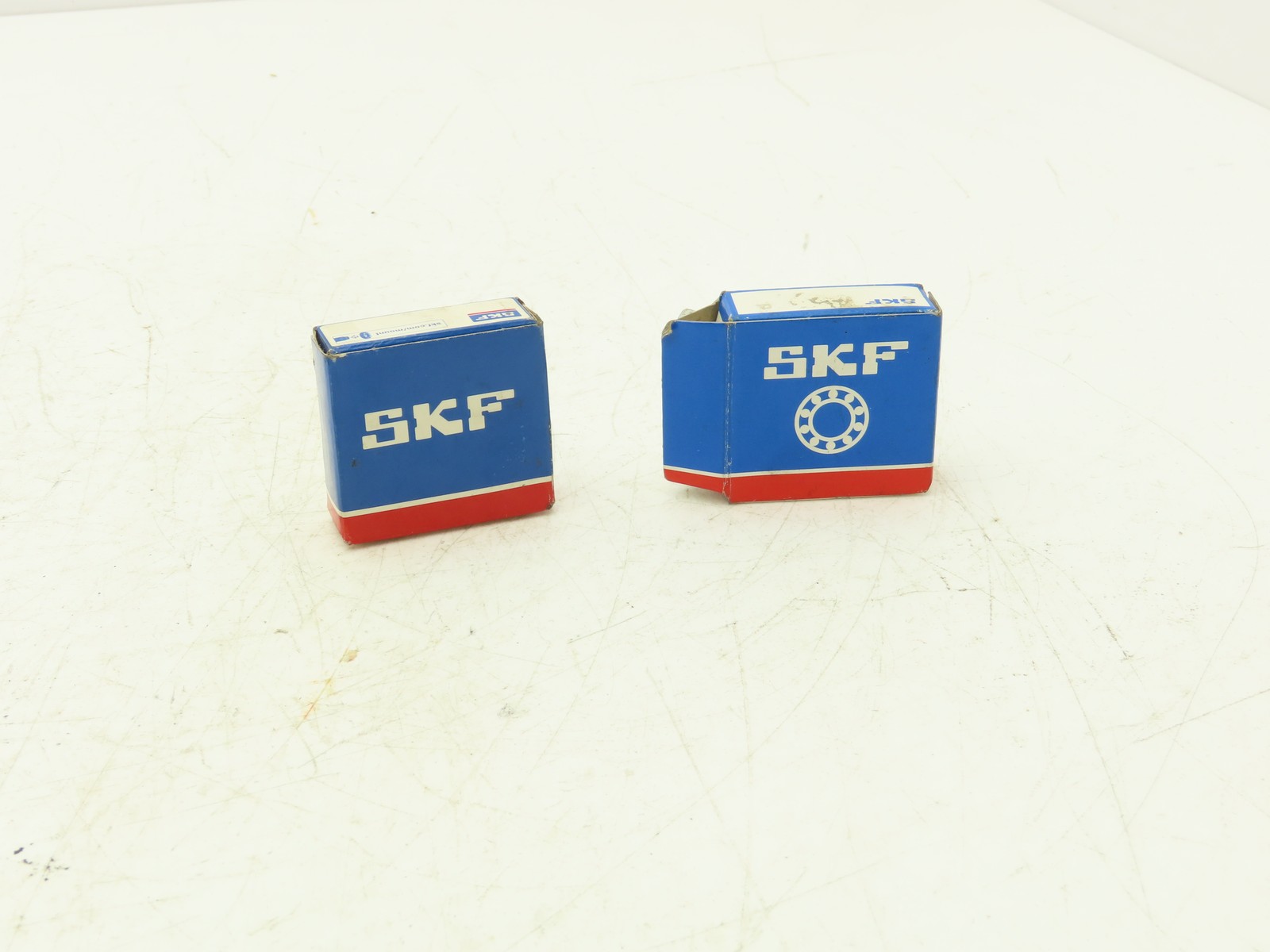 SKF NU 202 ECP Cylindrical Roller Bearing 15mm ID 35mm OD 11mm W Lot of 2