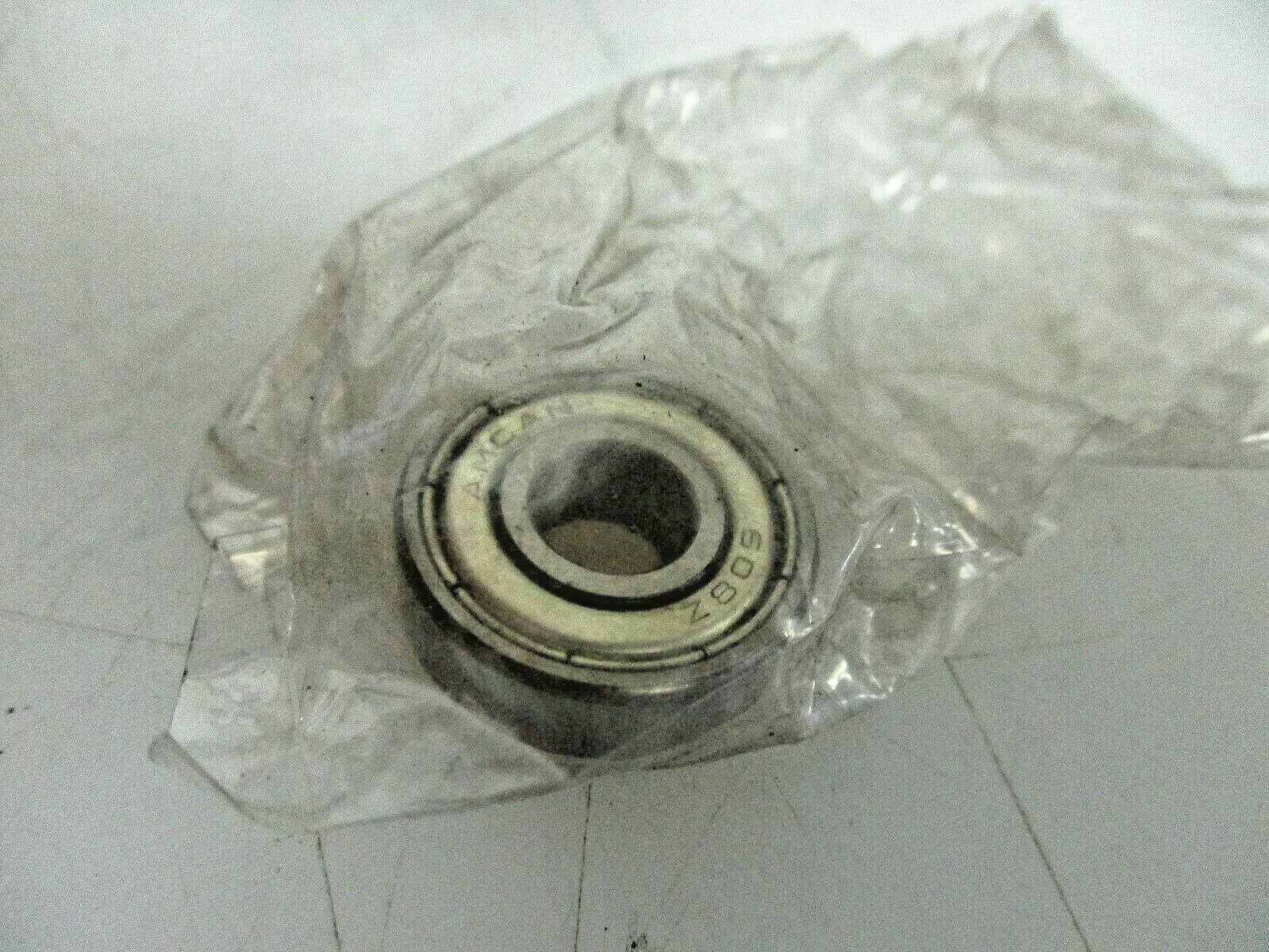 NEW AMCAN LOT OF 2 BEARING 608 ZZC3