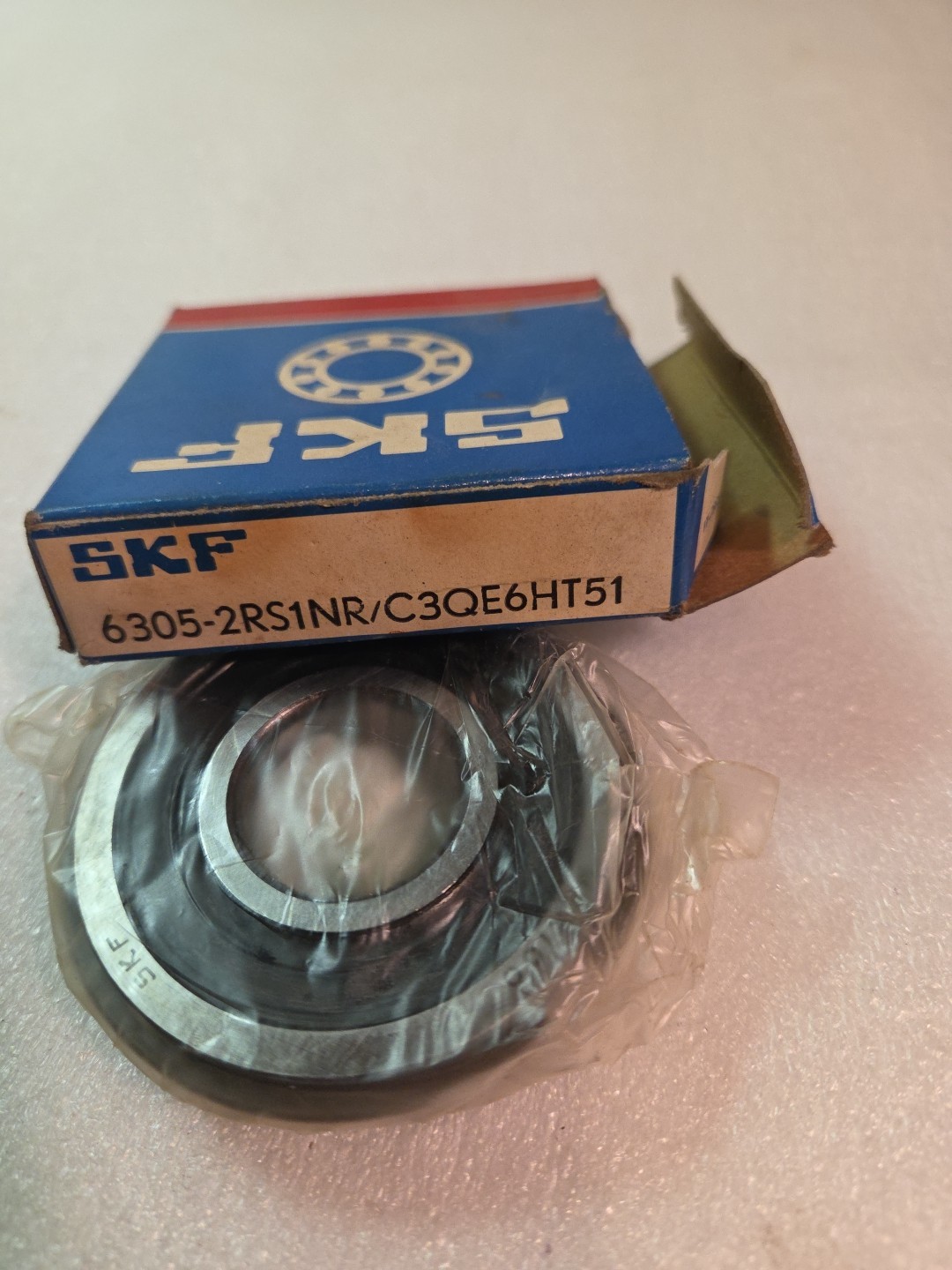 6305-2RS1NR/ C3 SKF Brand Rubber Seal Ball Bearing